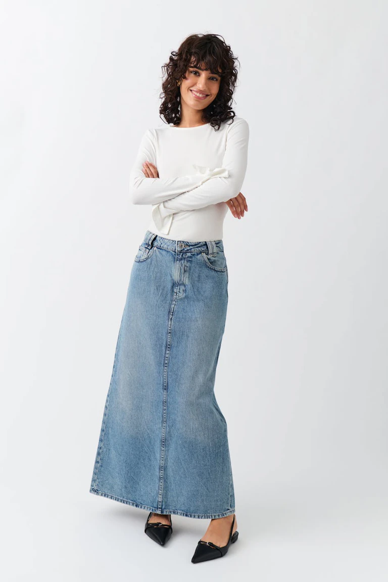 230205050