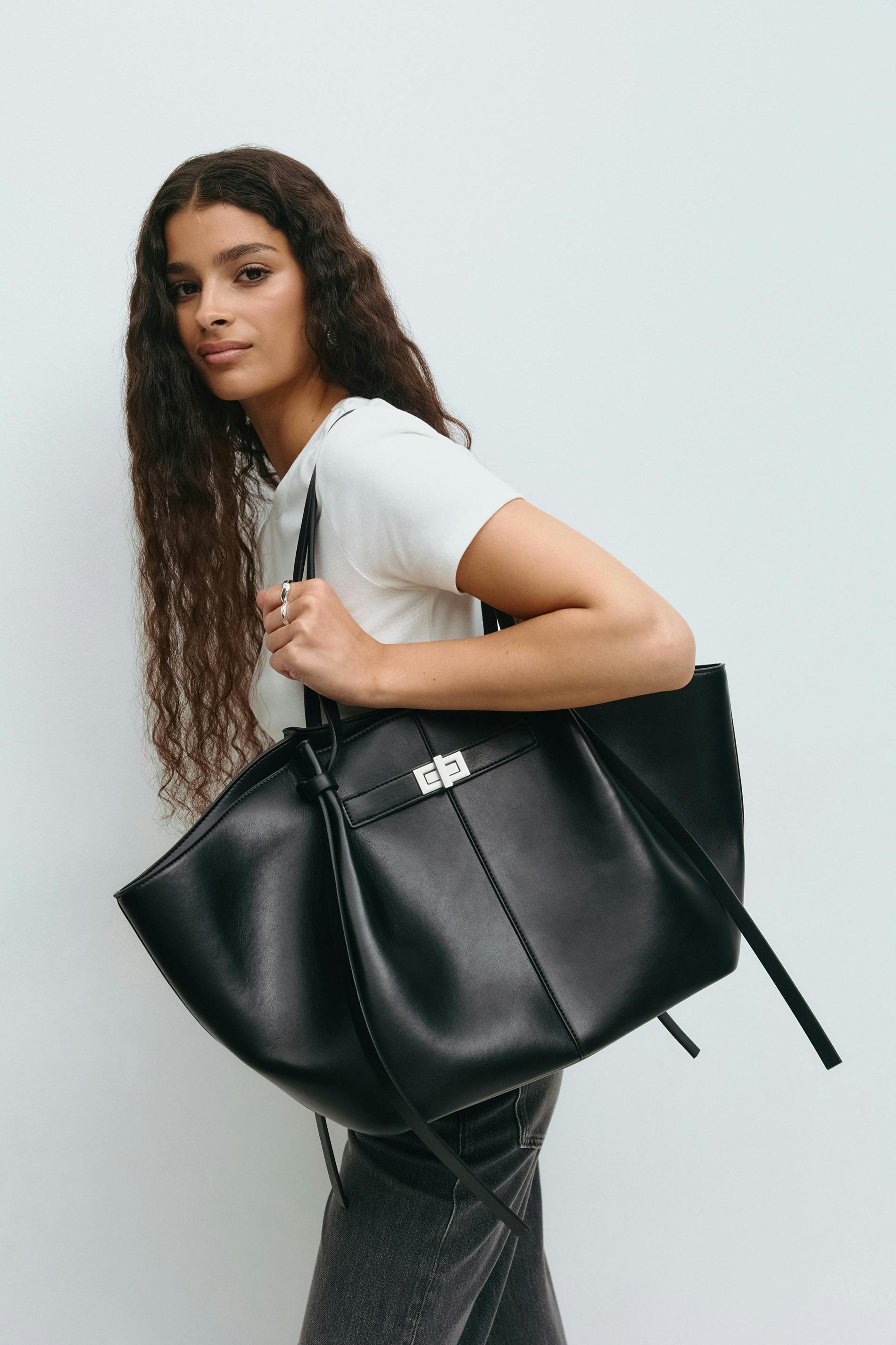 Gina Tricot - Long strap pu bag - Skuldervesker - Svart - ONESIZE - Dame