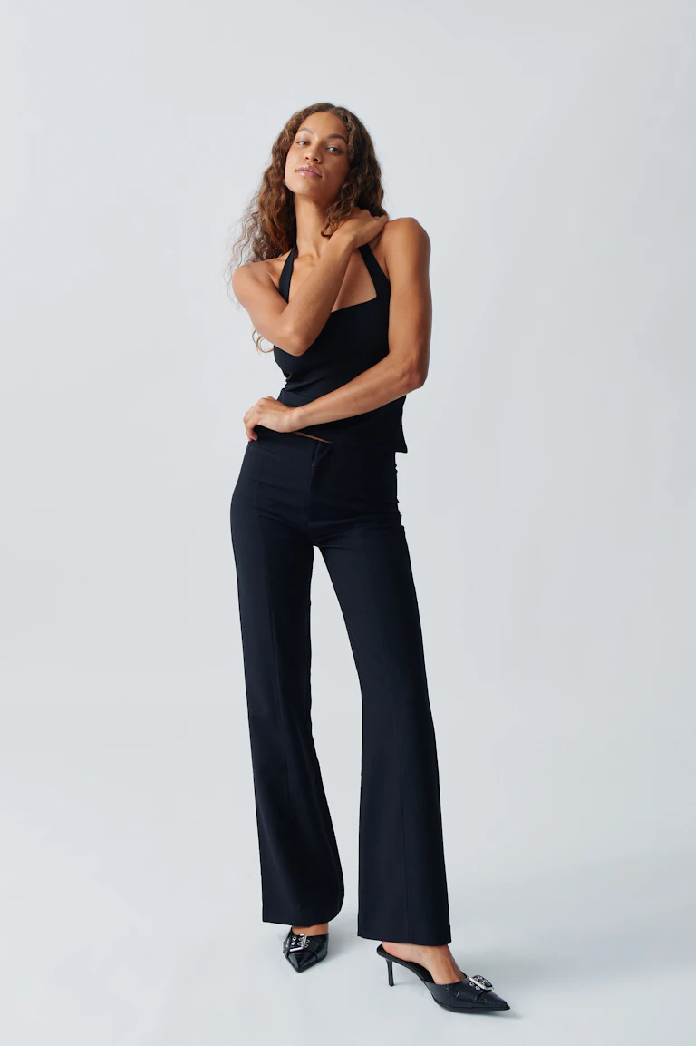 234159000