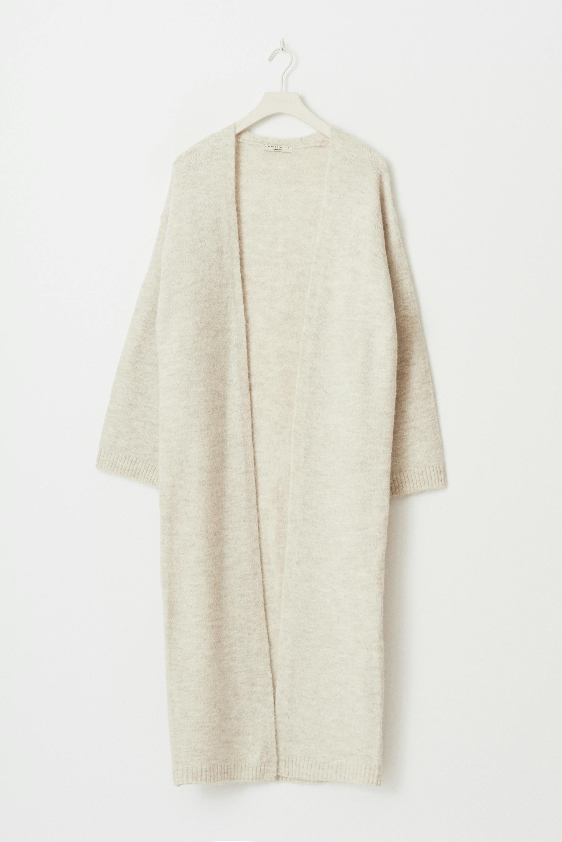 Long knitted cardigan