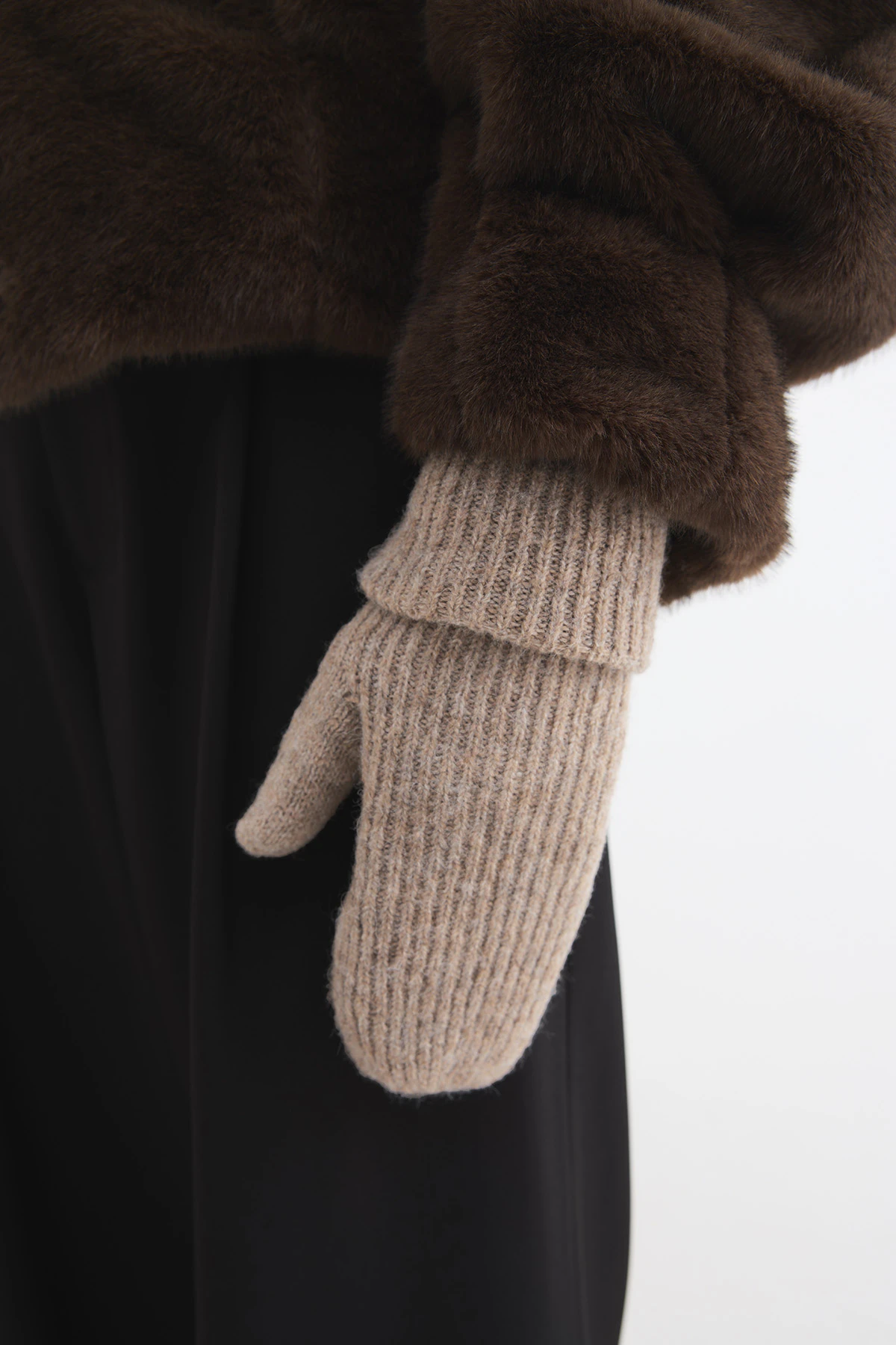 Gina Tricot Rib mittens handskar & vantar dam