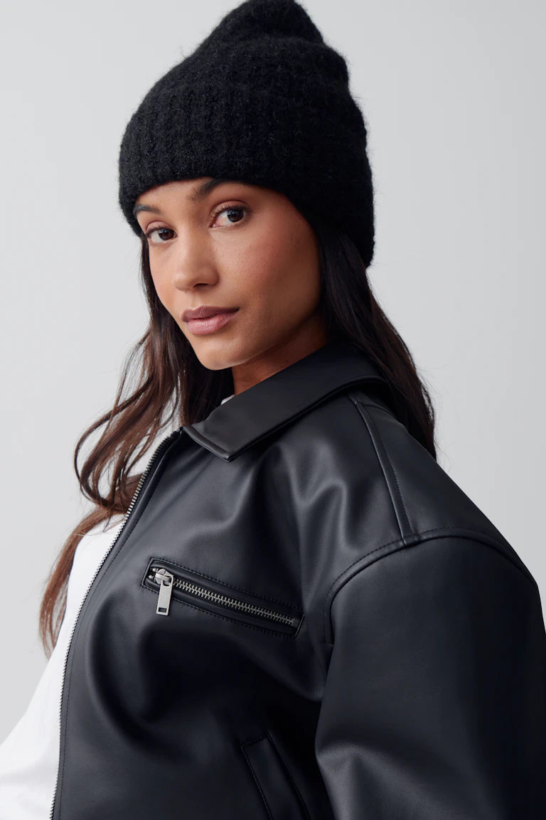 235519000