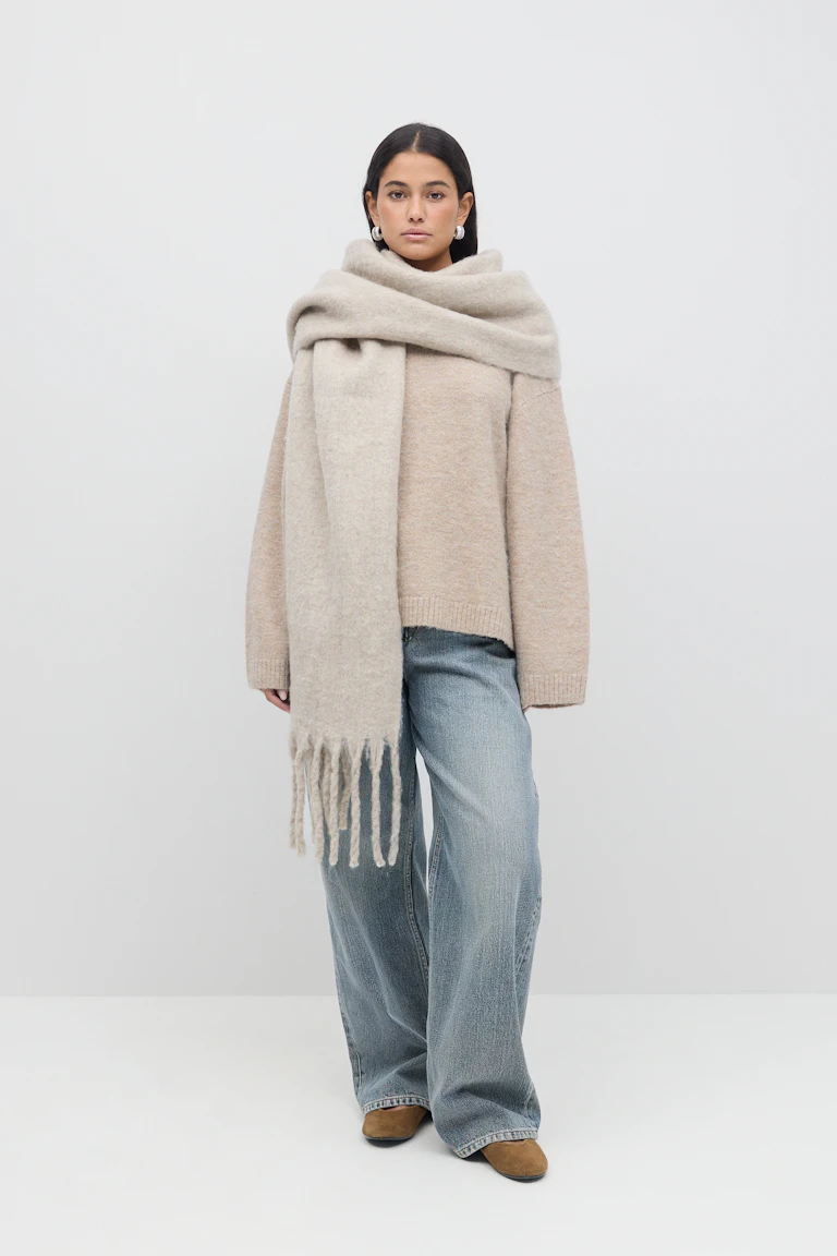 238081055