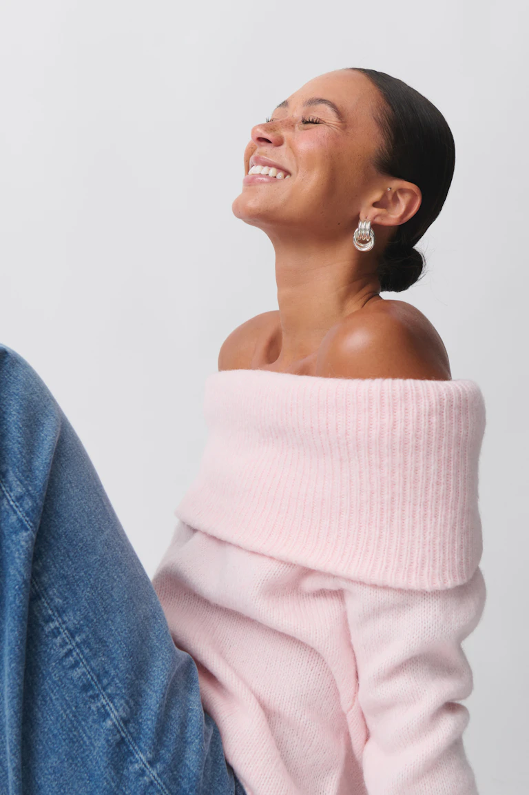 238133695