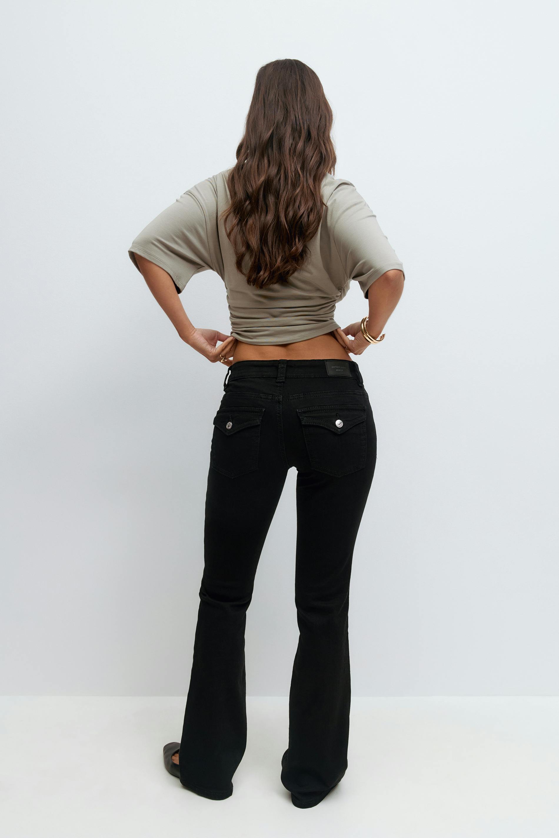 Y2k low bootcut jeans - Black - Women - Gina Tricot