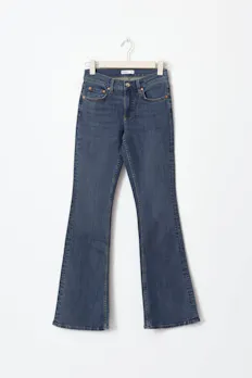 Low Petite Bootcut Jeans