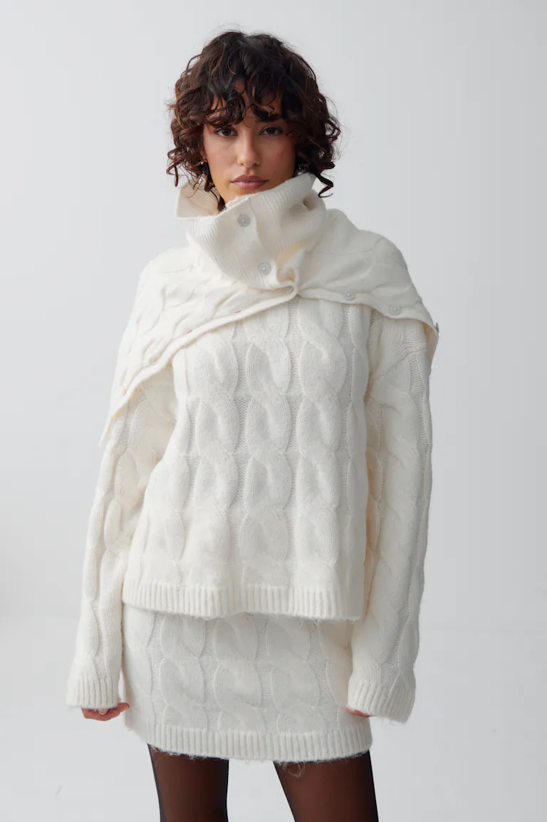 240711047