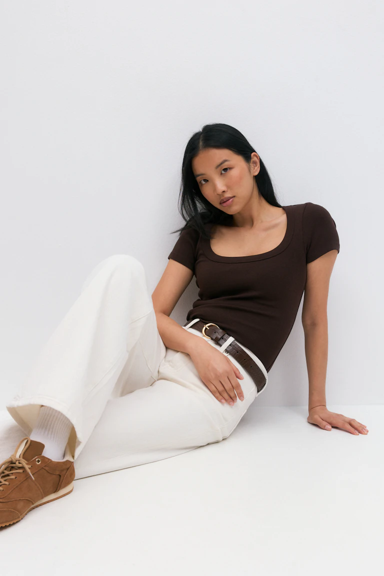 245727382