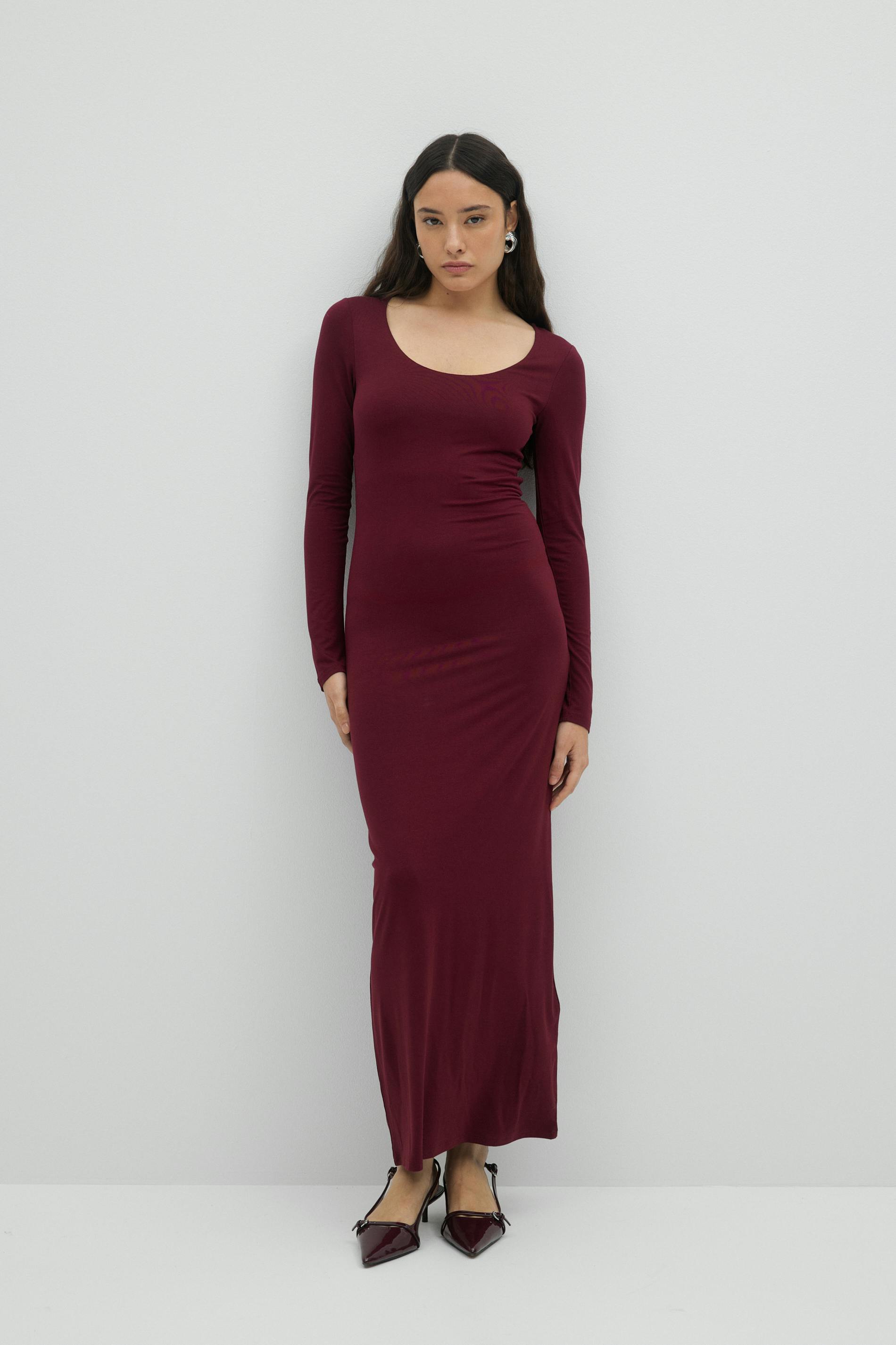 Läs mer om Soft touch maxi dress