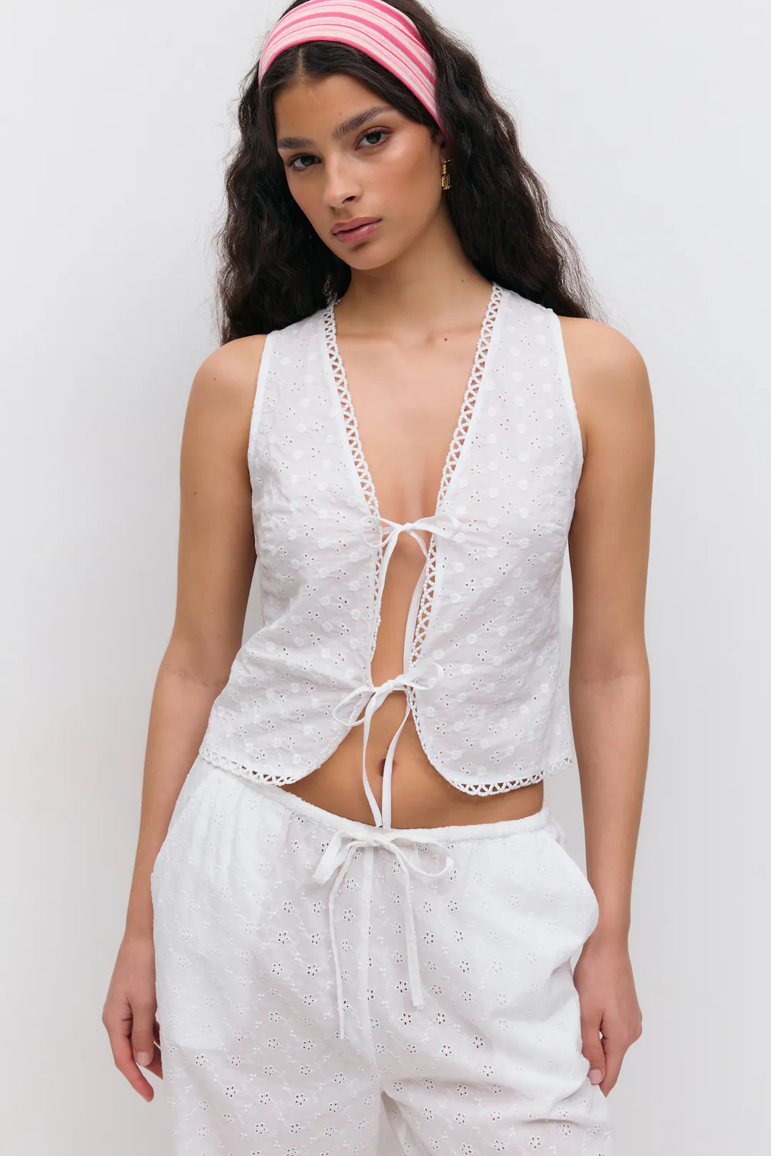Gina Tricot - Anglaise tie vest - solmittavat paidat - Valkoinen - XL - Naiset