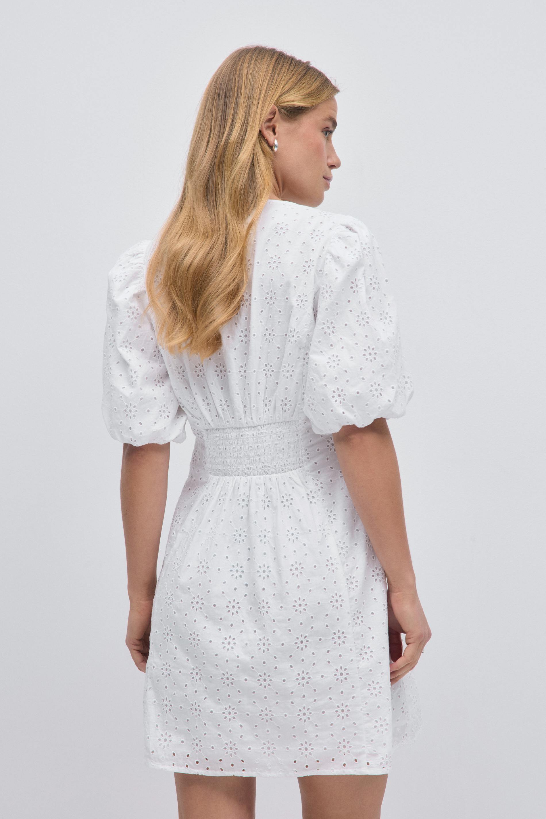 Broderie anglais dress Blache Femme Gina Tricot