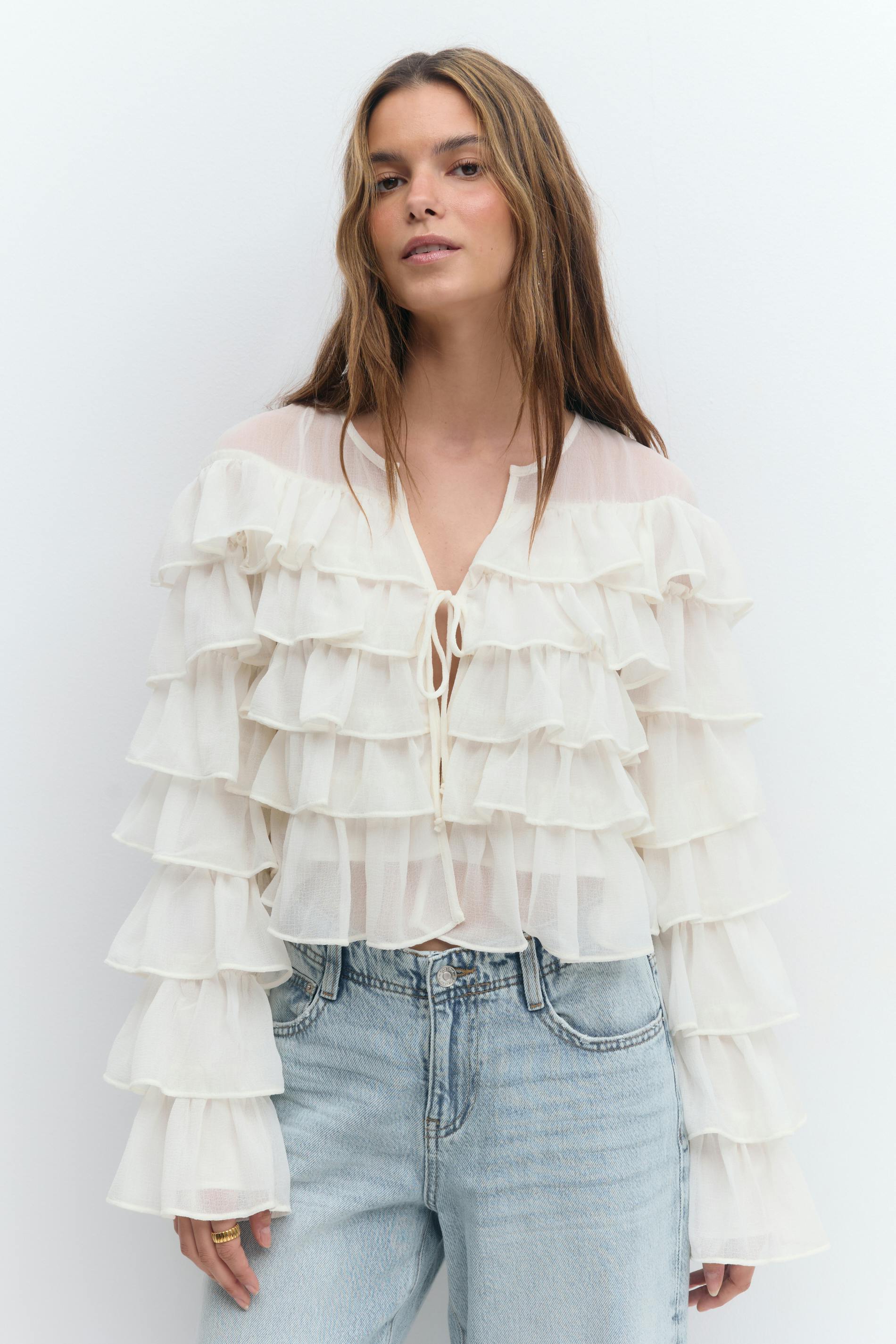 Flounce blouse offwhite