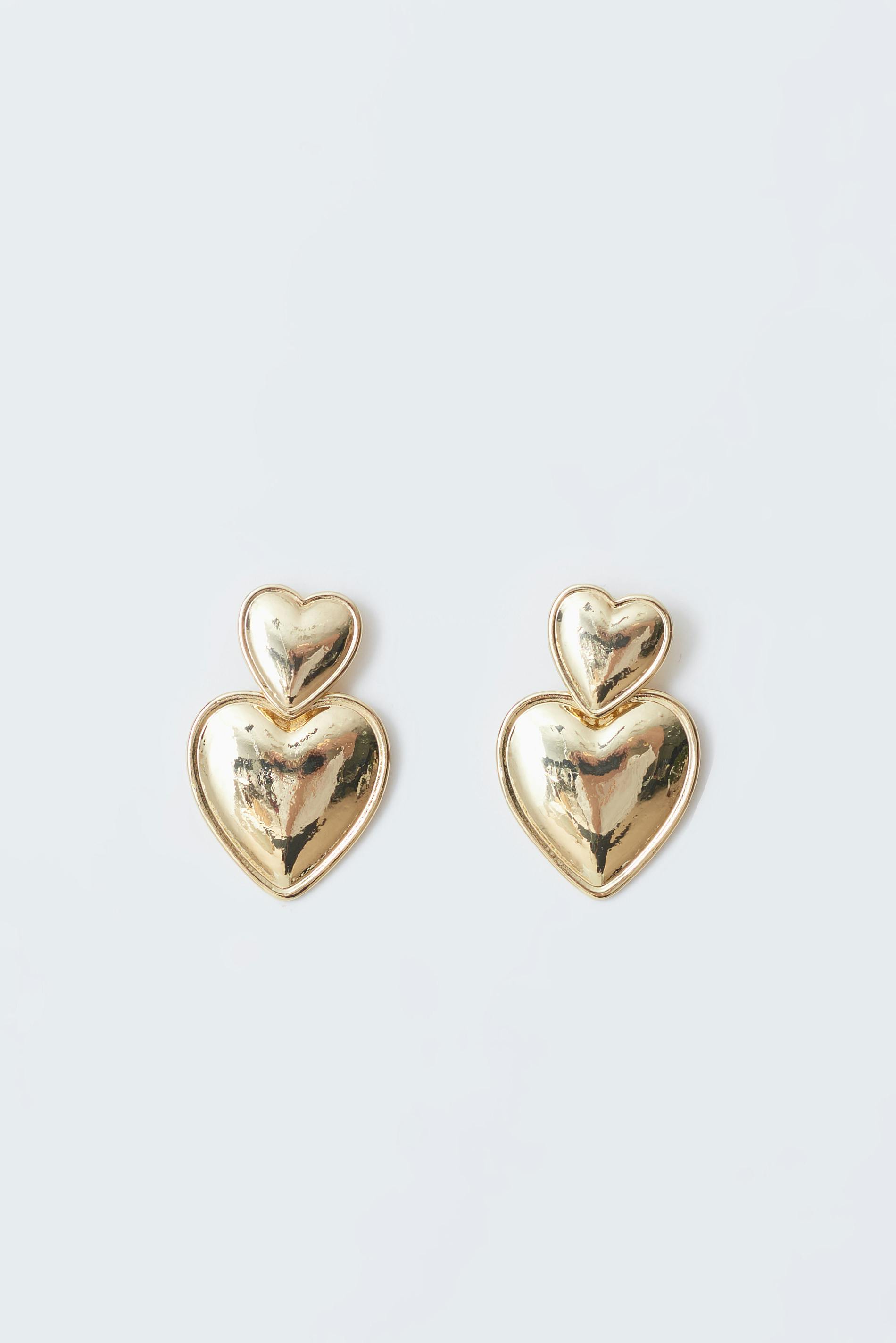 Läs mer om Heart earrings