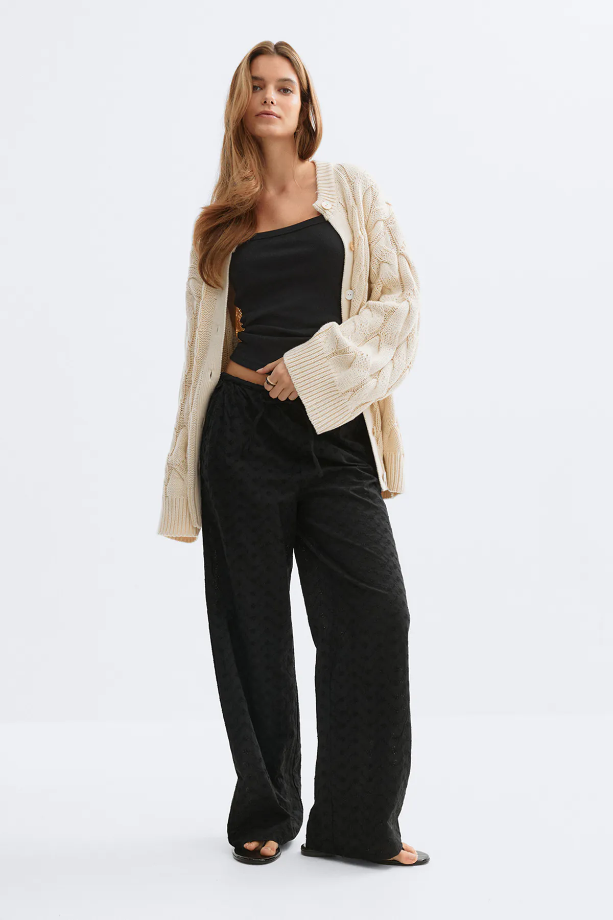 Gina Tricot - Broderie anglaise trousers - Rechte broeken - Zwart - S - Dames