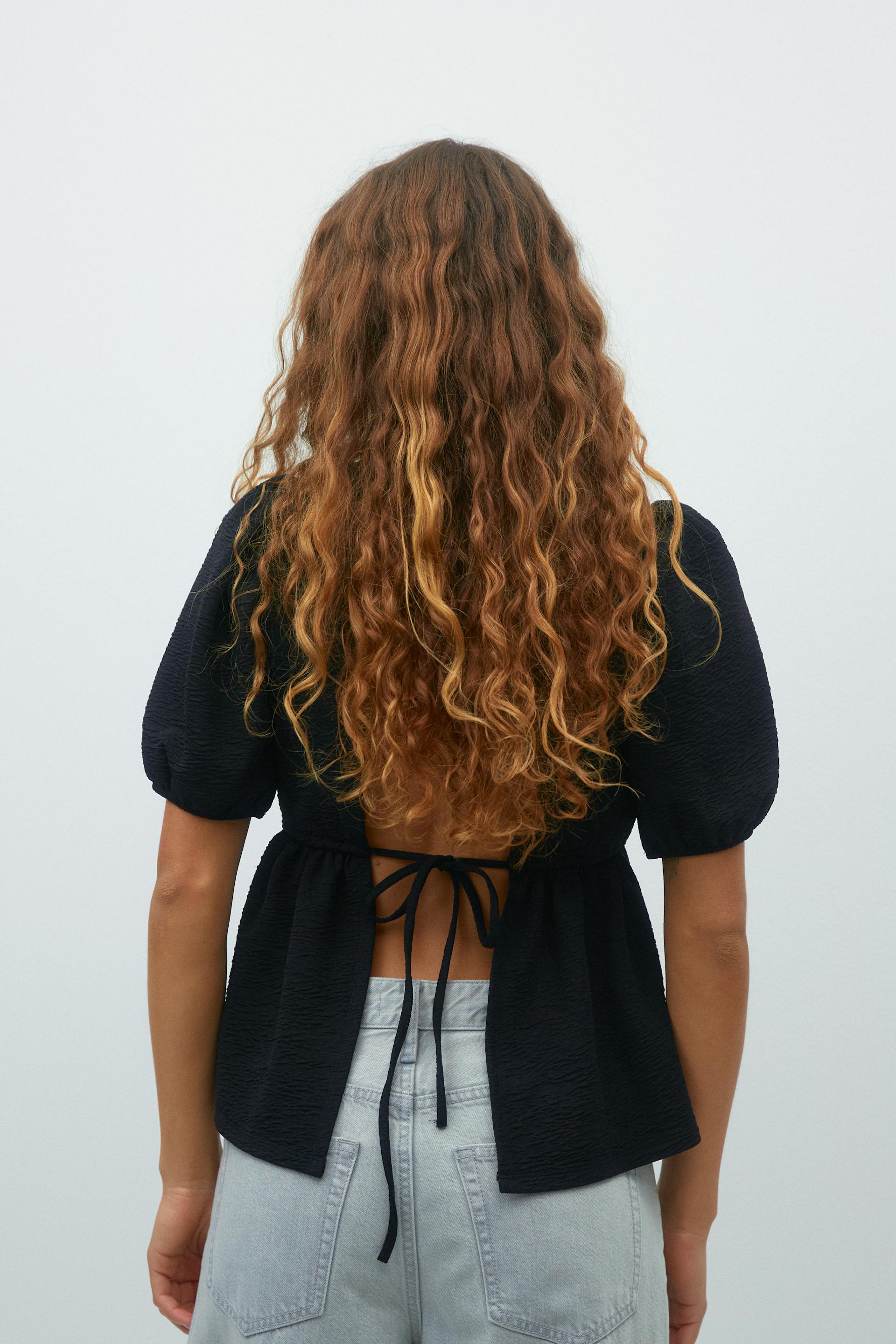 tie-back-top-svart-dam-gina-tricot