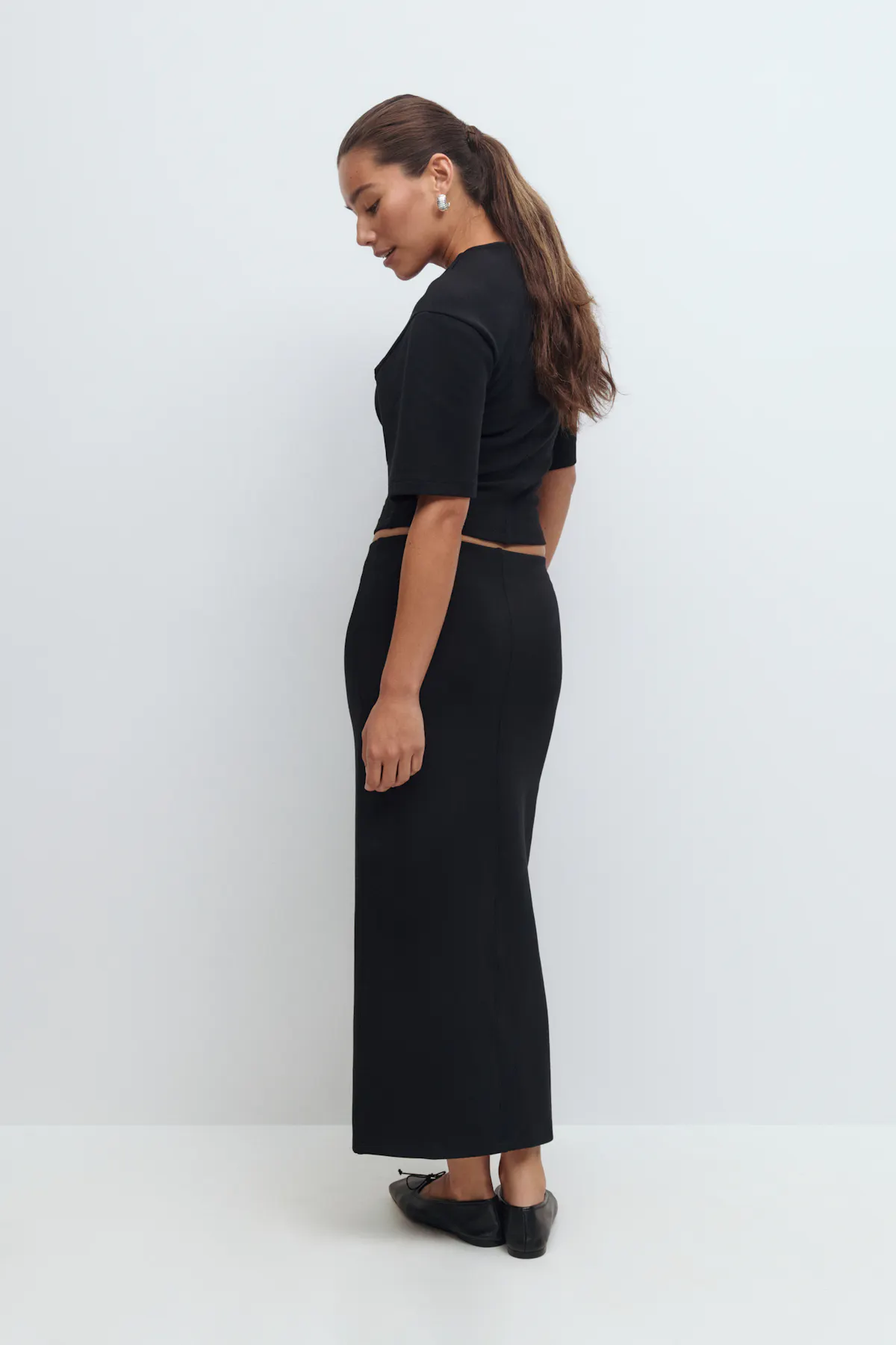 Midi skirt - Black - Women - Gina Tricot