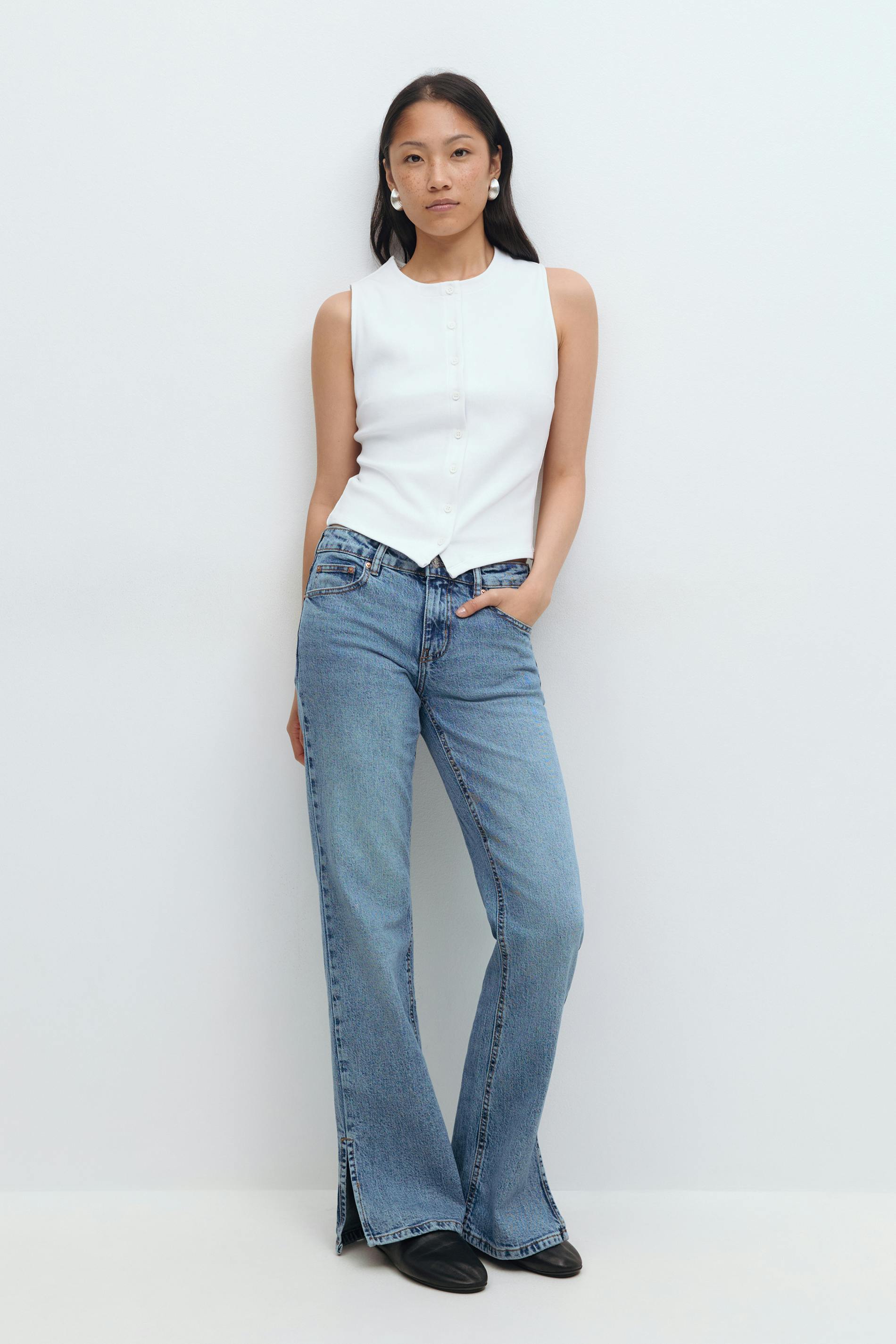 Gina Tricot - Slit jeans - Low waist jeans - Sininen - 40 - Naiset