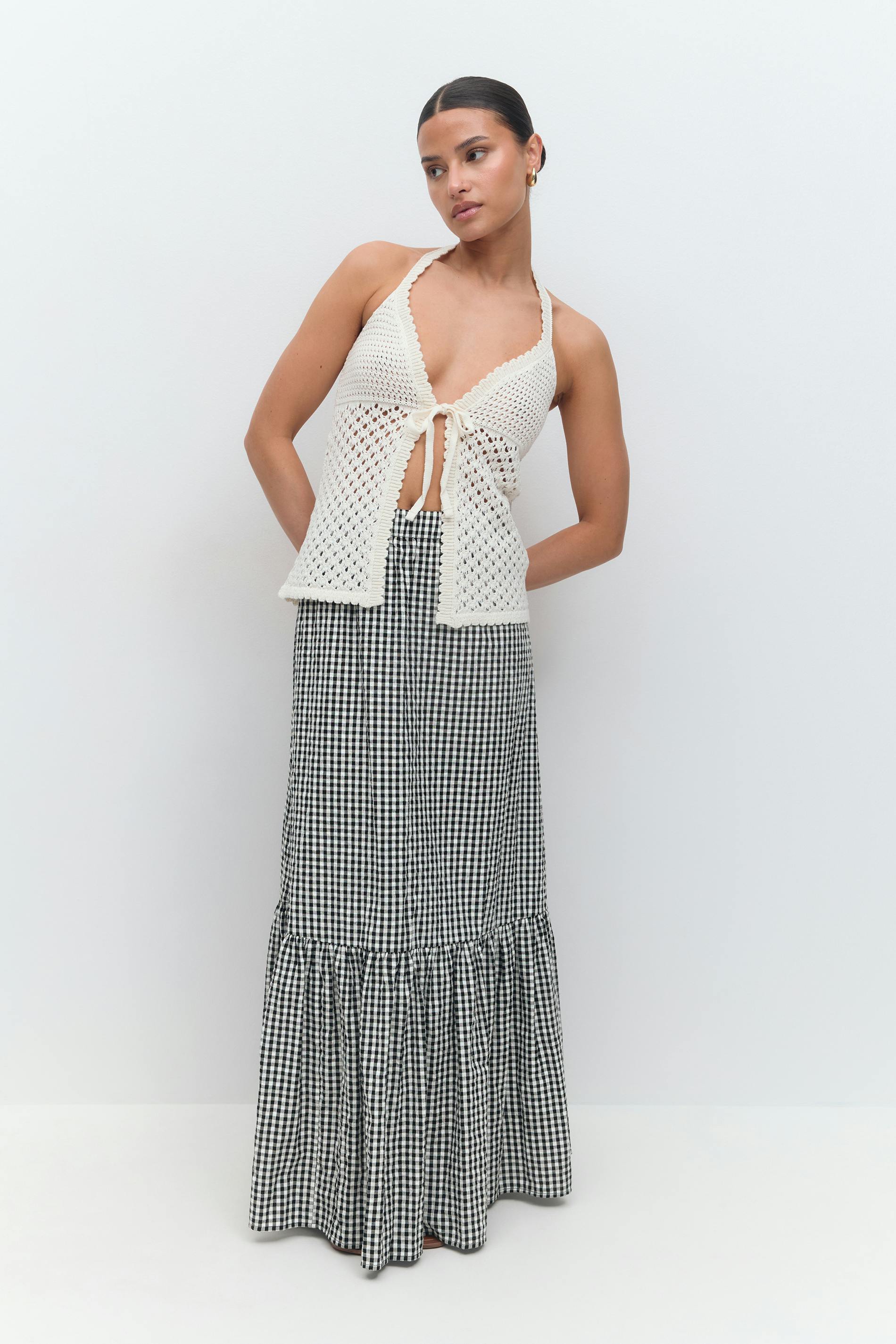 Läs mer om Gina Tricot - Gingham skirt - långkjolar - Svart - XL - Dam