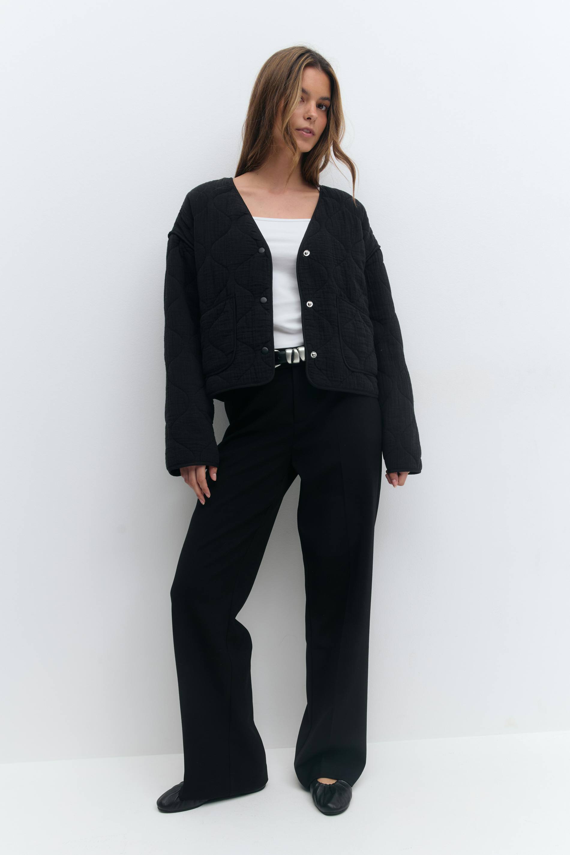 Läs mer om Gina Tricot - Quilted jacket - jackor - Svart - M - Dam