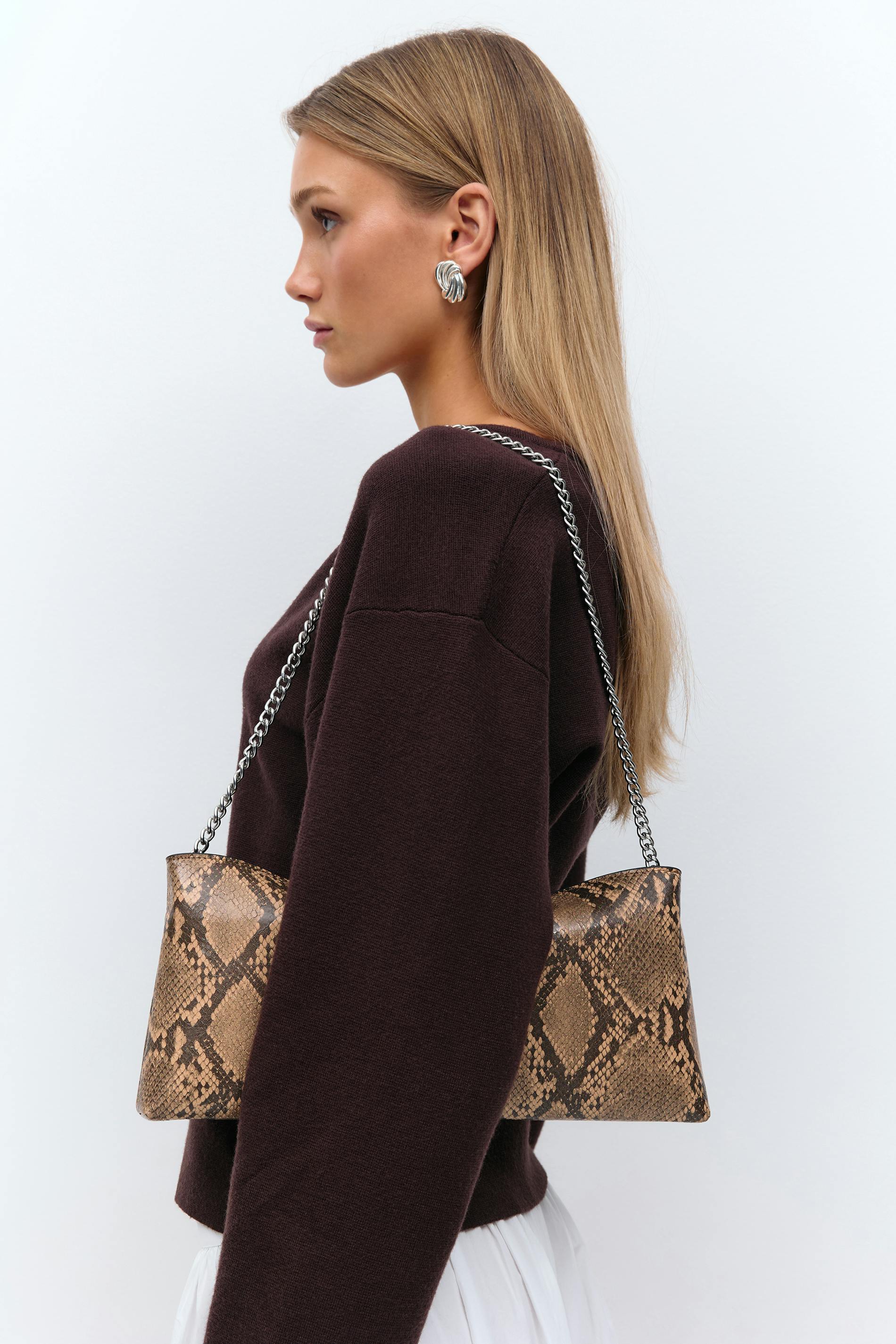 Gina Tricot - Slouchy clutch bag - Skuldervesker - Brun - ONESIZE - Dame