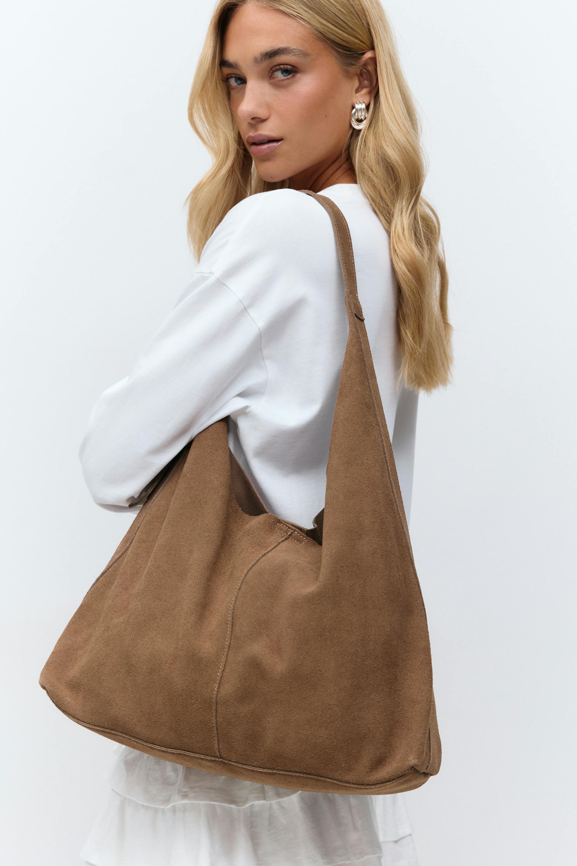 Suede slouchy bag