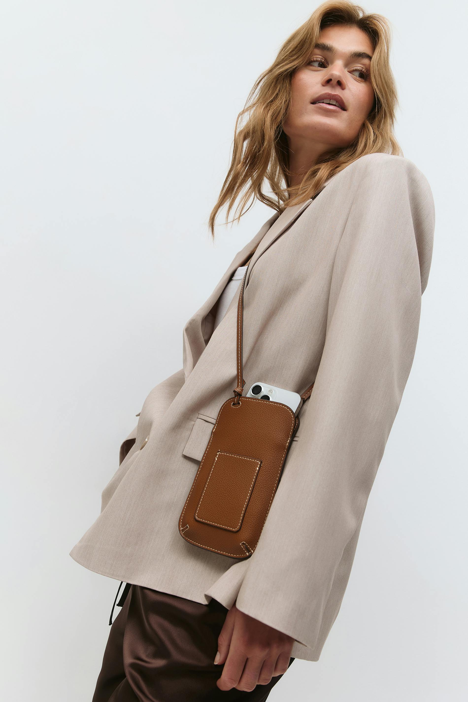 Gina Tricot - Phone case - Vesker og lommebøker - Brun - ONESIZE - Dame