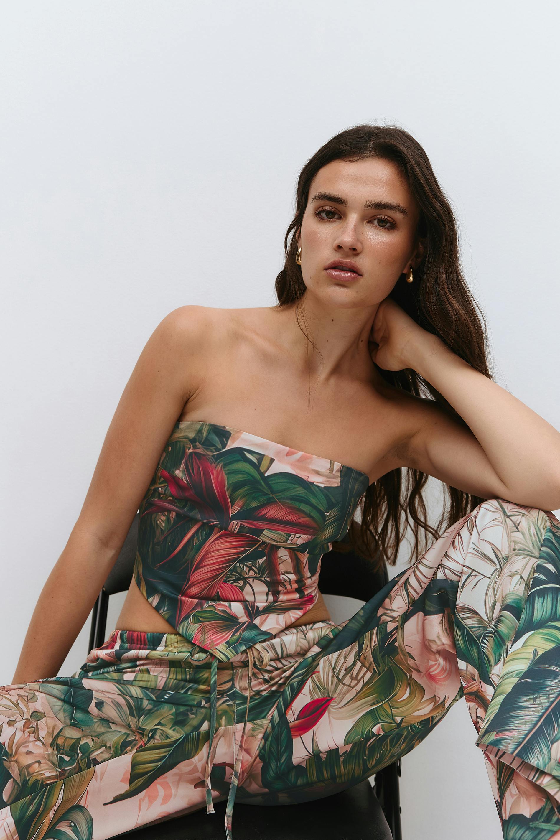 Scarf Print Green Scarf Top Silk Blend Hand Stitched Edge Scarf