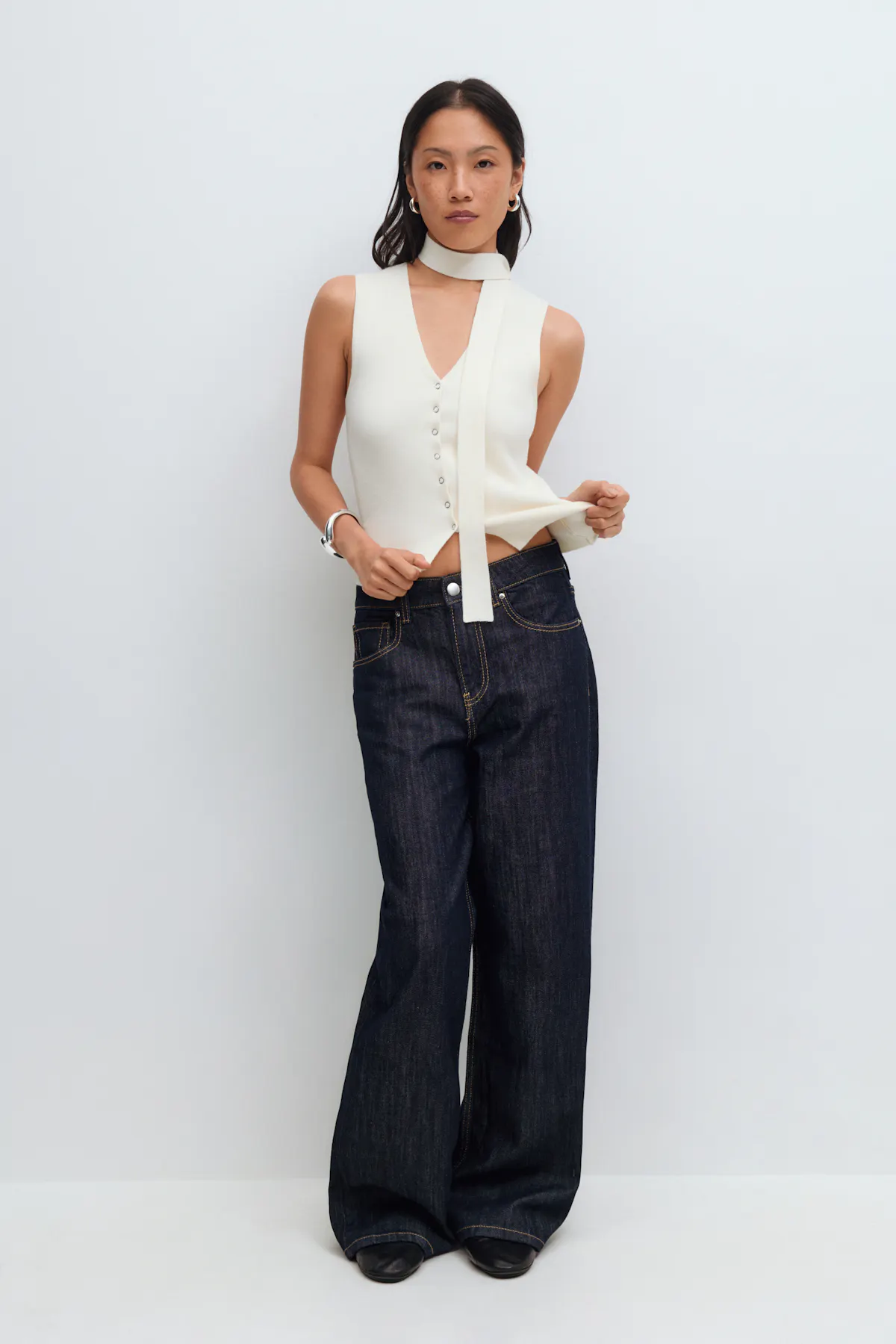 Buckle baggy jeans