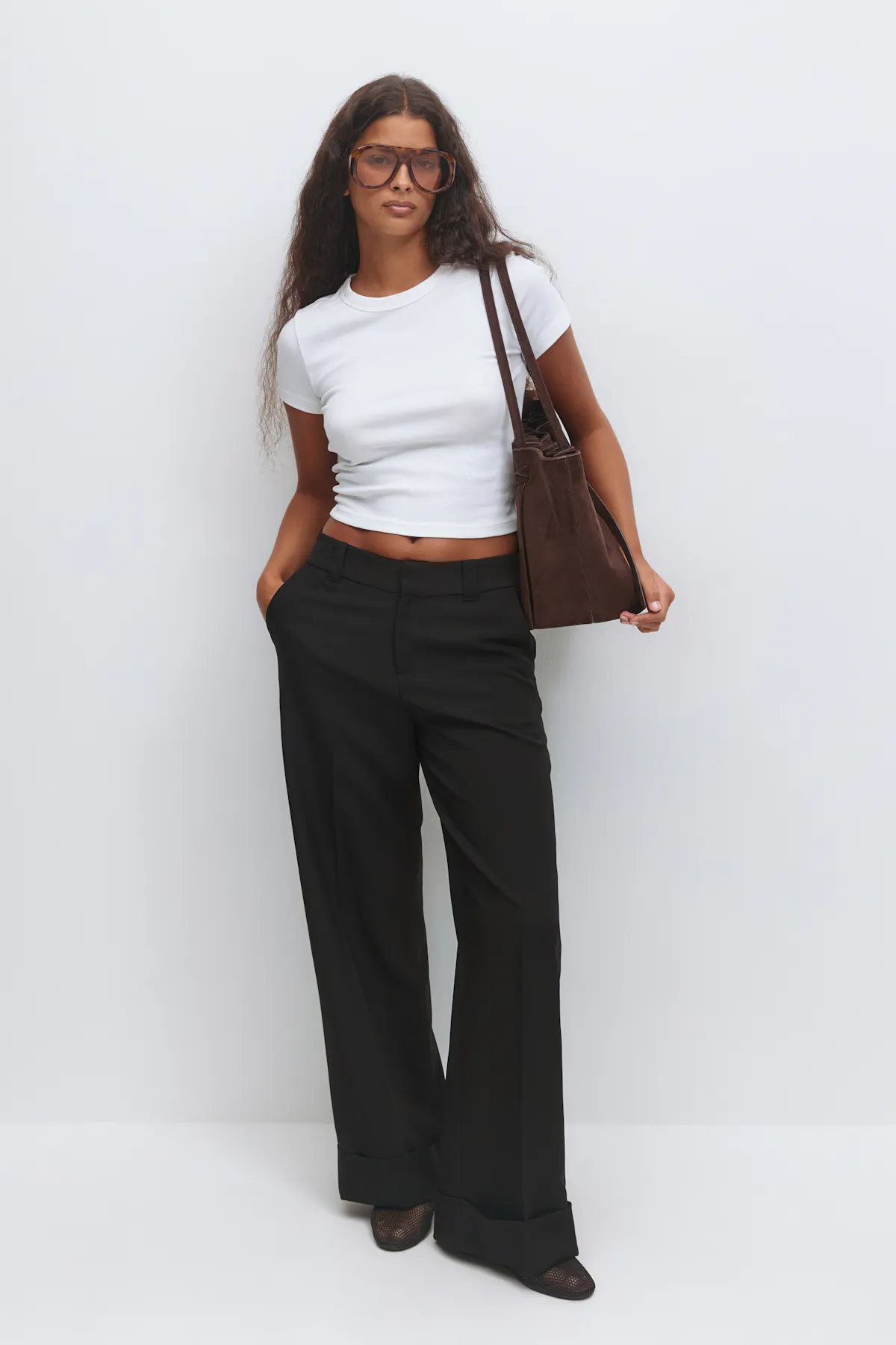 Mid waist wide trousers — byxor med fickor från Gina Tricot