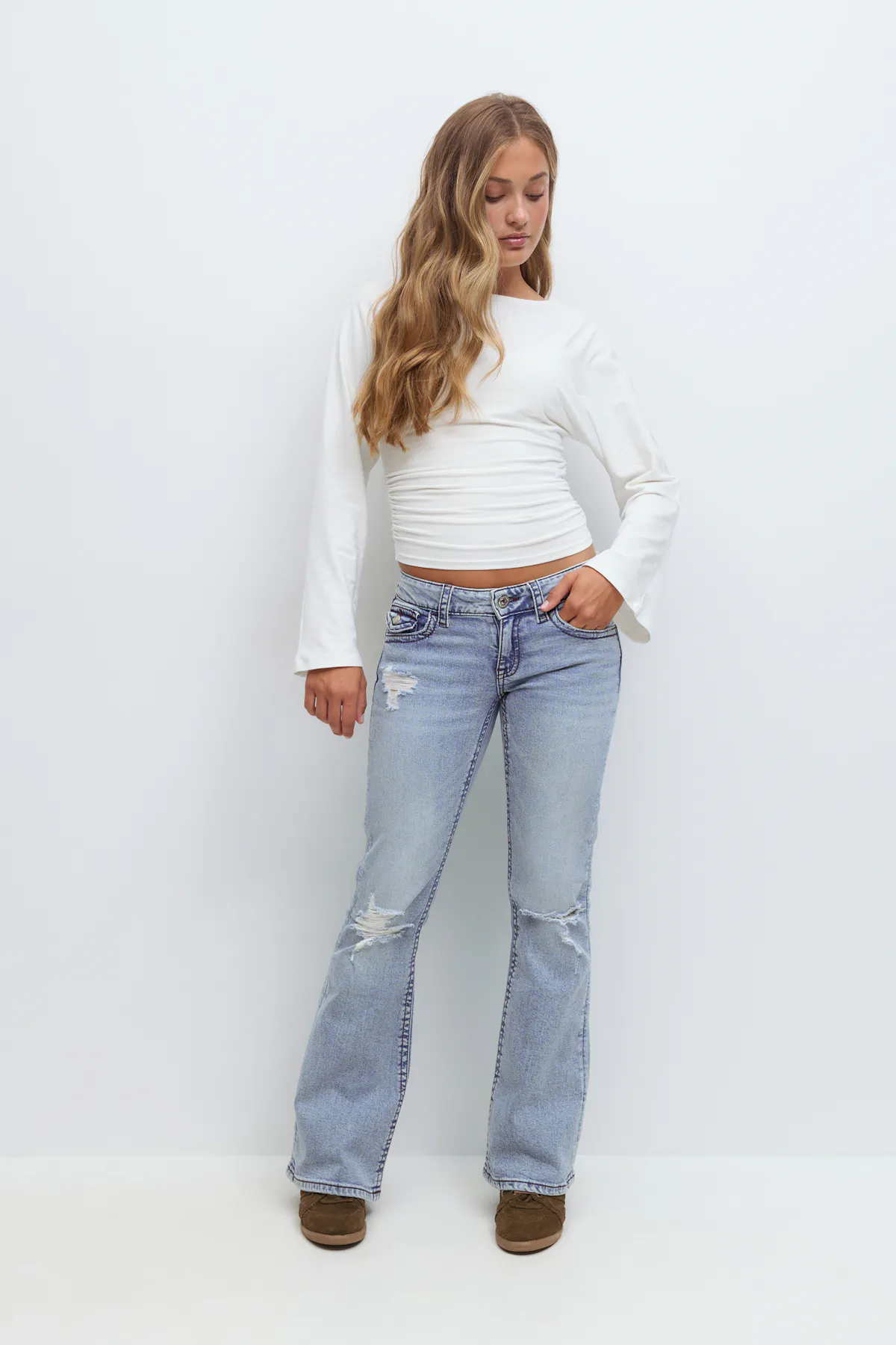 Chunky Low Flare Jeans