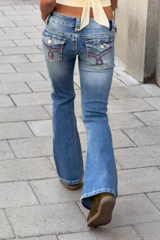 Chunky Low Flare Jeans