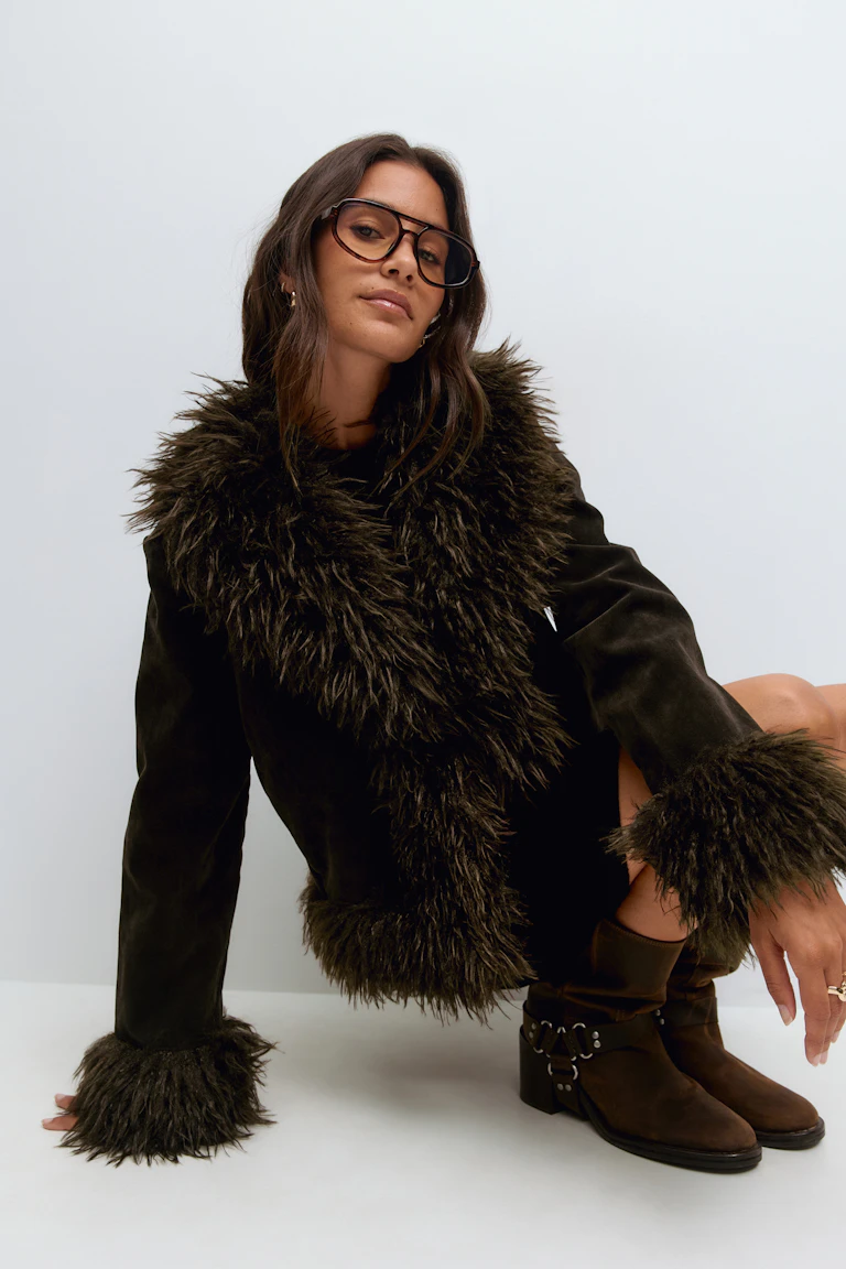 262857180