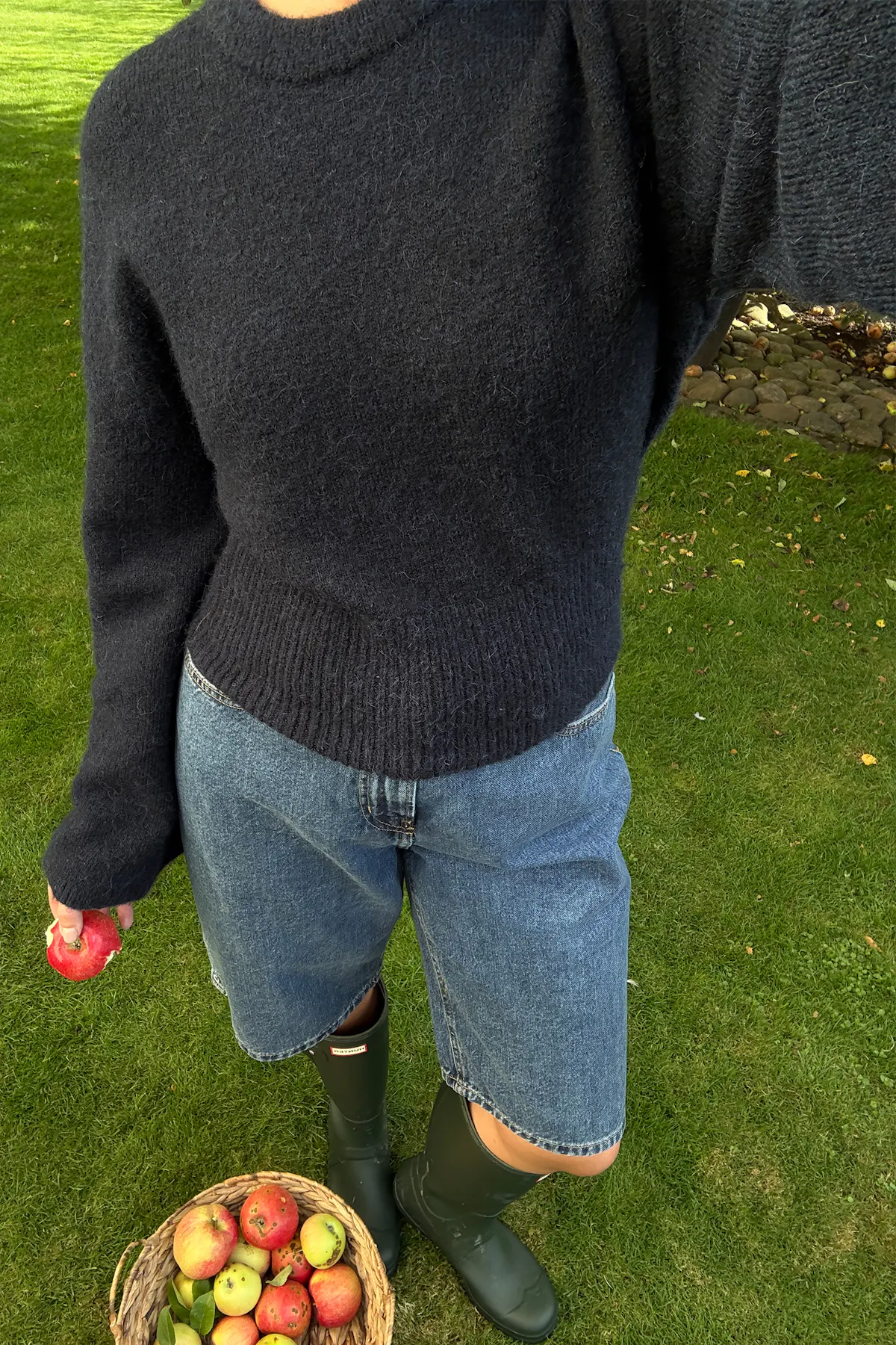 Wide sleeve knitted sweater