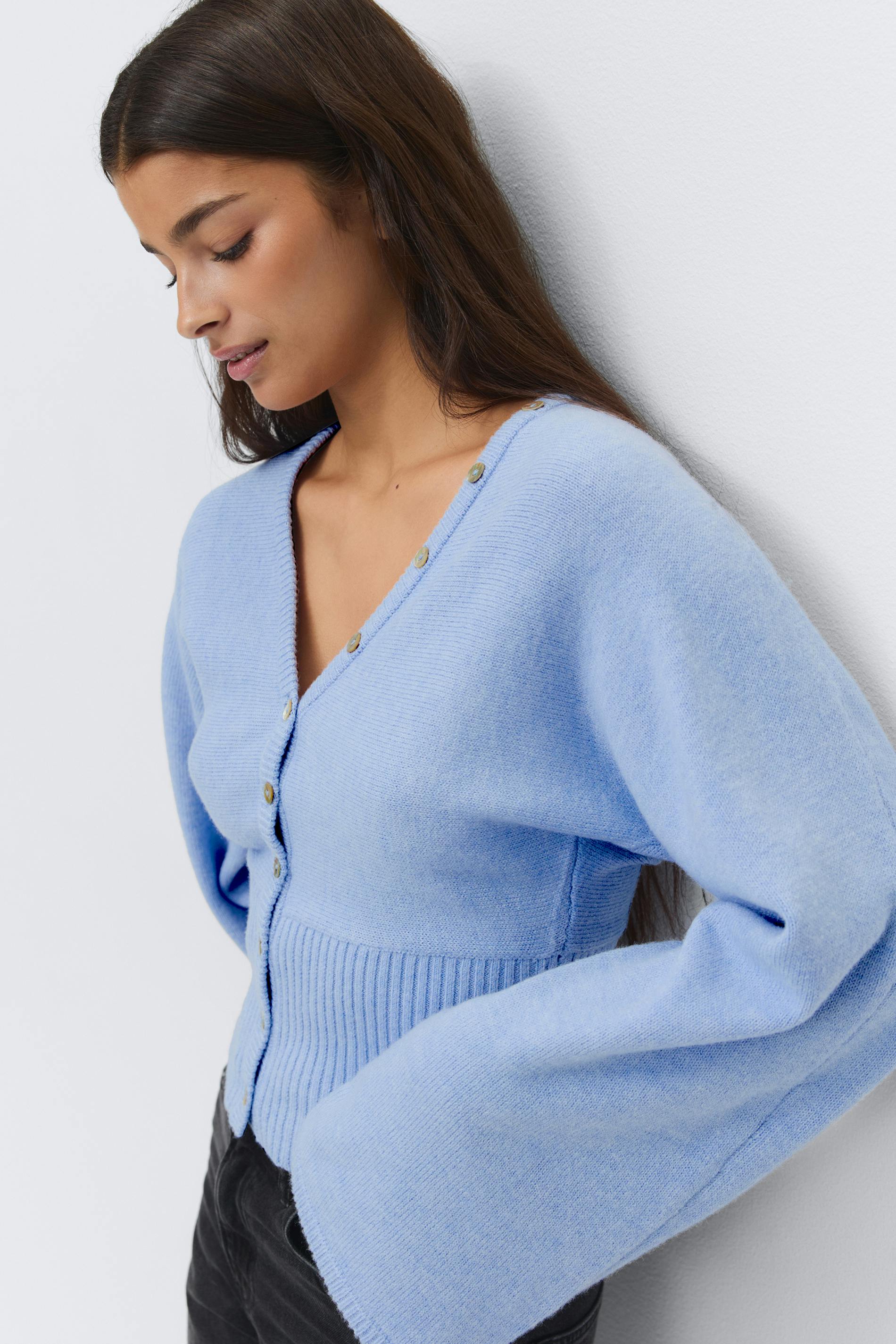 Knitted wrap cardigan - Blue - Women - Gina Tricot