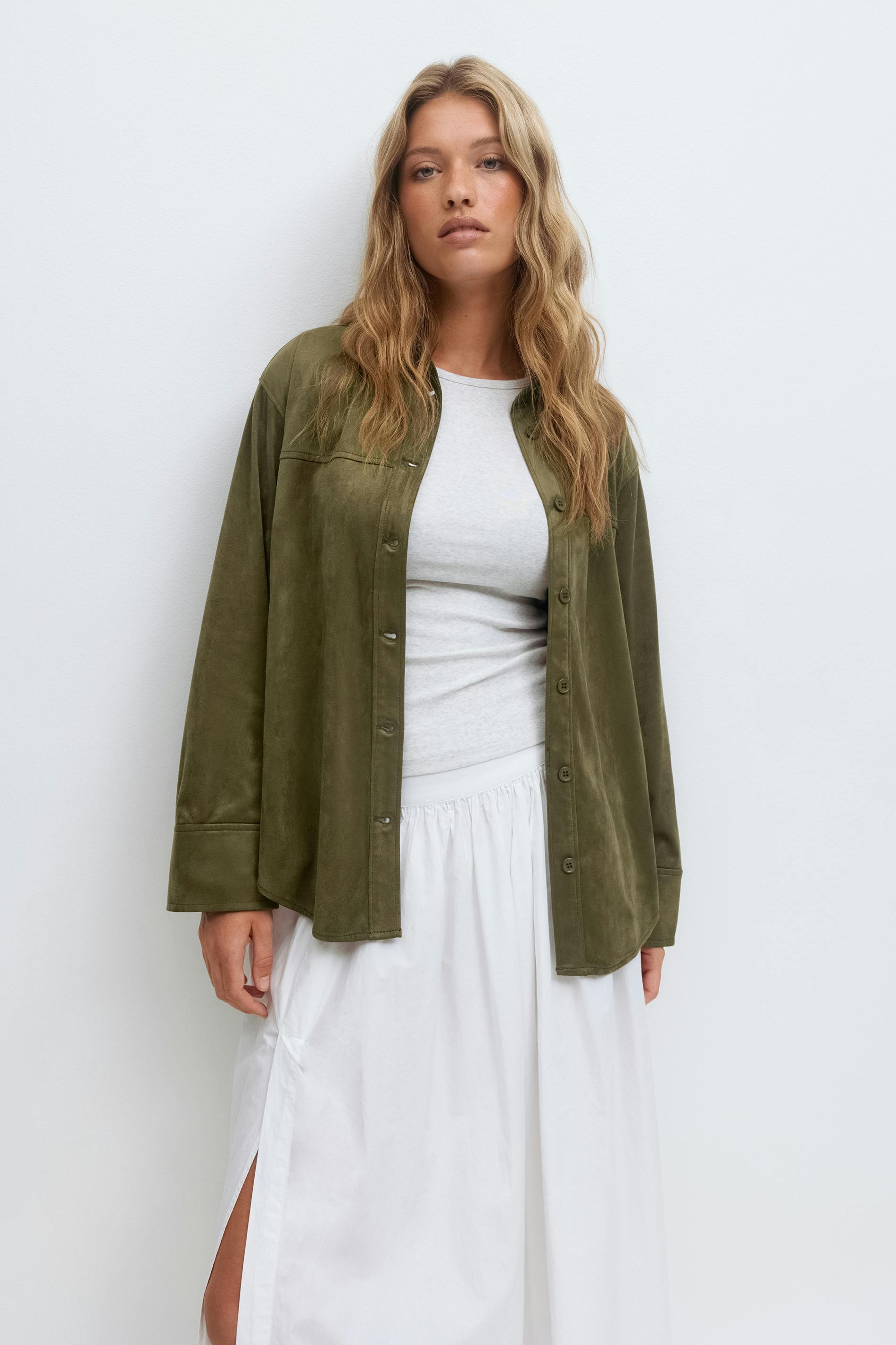 Gina Tricot - Faux suede shirt - Paitapuserot - Vihreä - L - Naiset