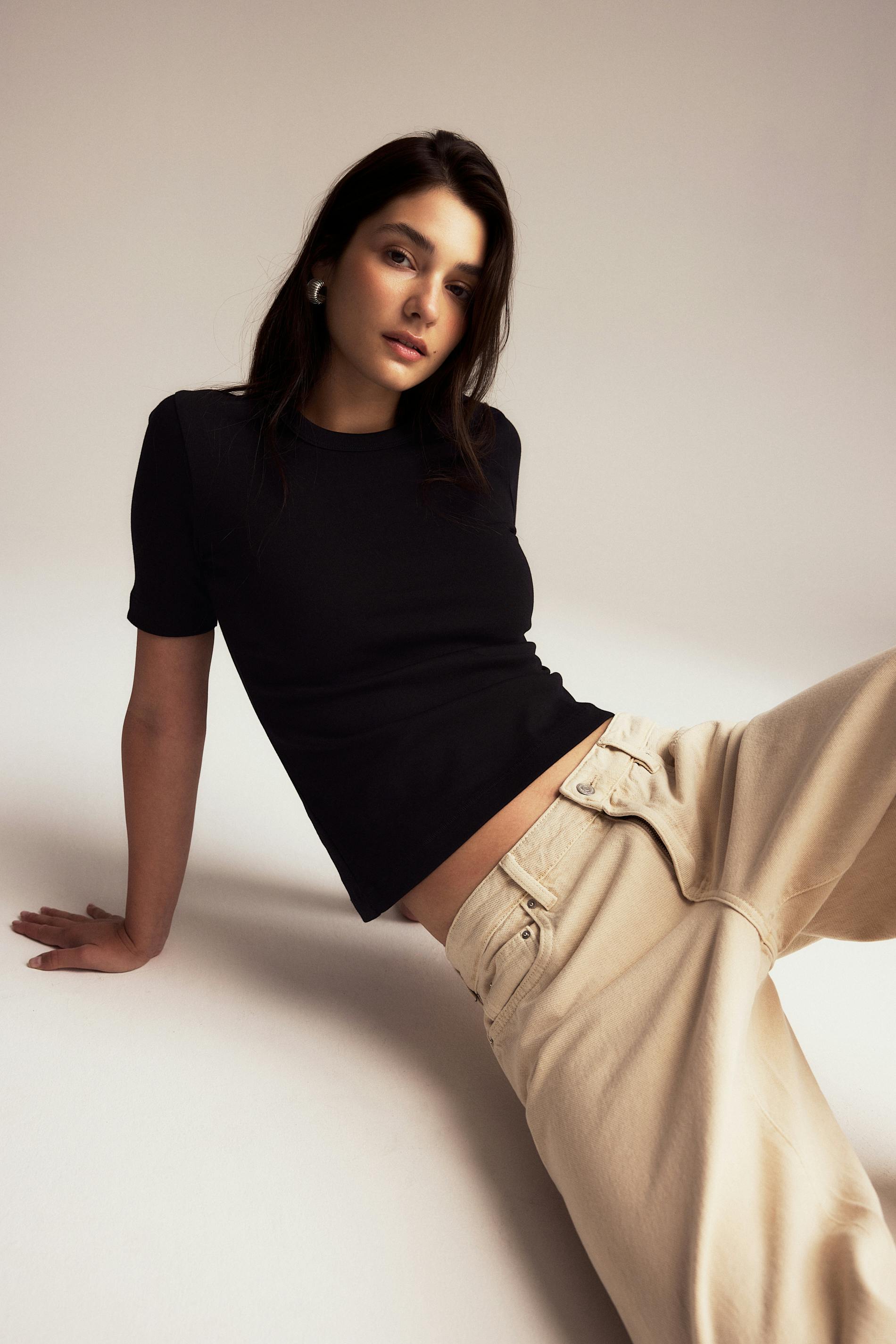 Gina Tricot - Basic classic top - t-skjorter - Svart - XS - Dame