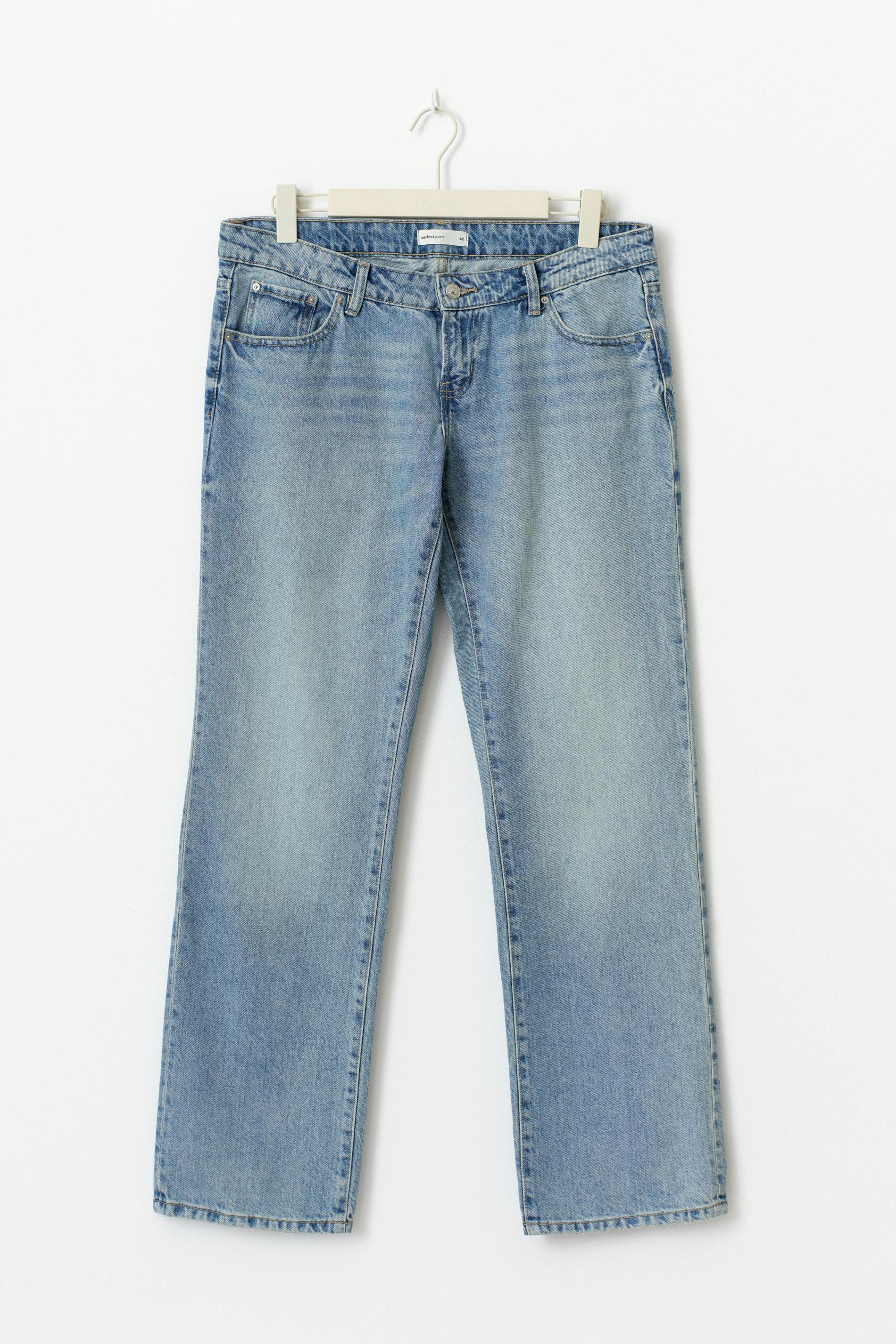 Gina Tricot - Scandi low tall jeans - Low waist jeans - Blå - 36 - Dame