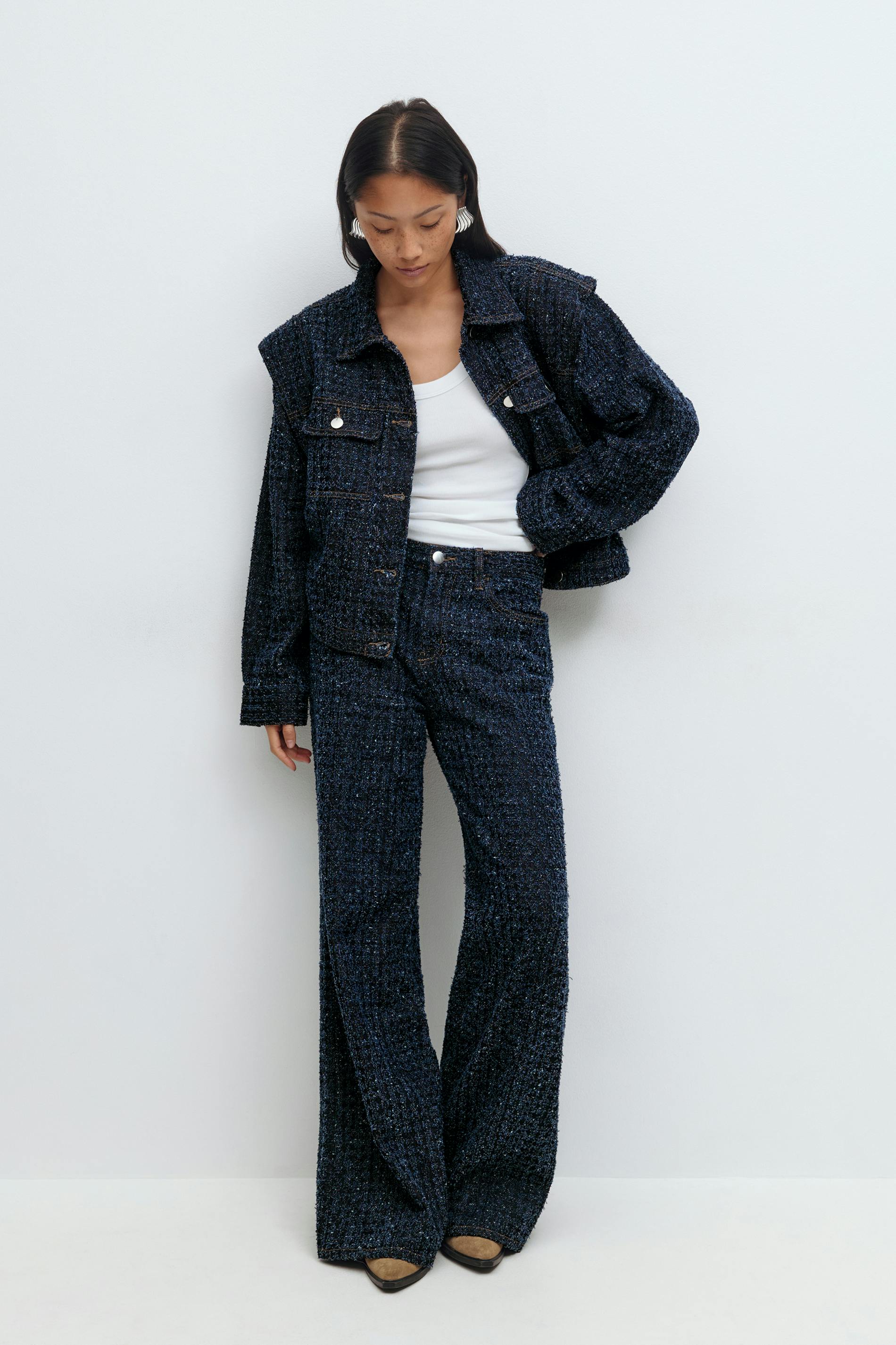 Elizabeth Berkli uy qurilishi porno