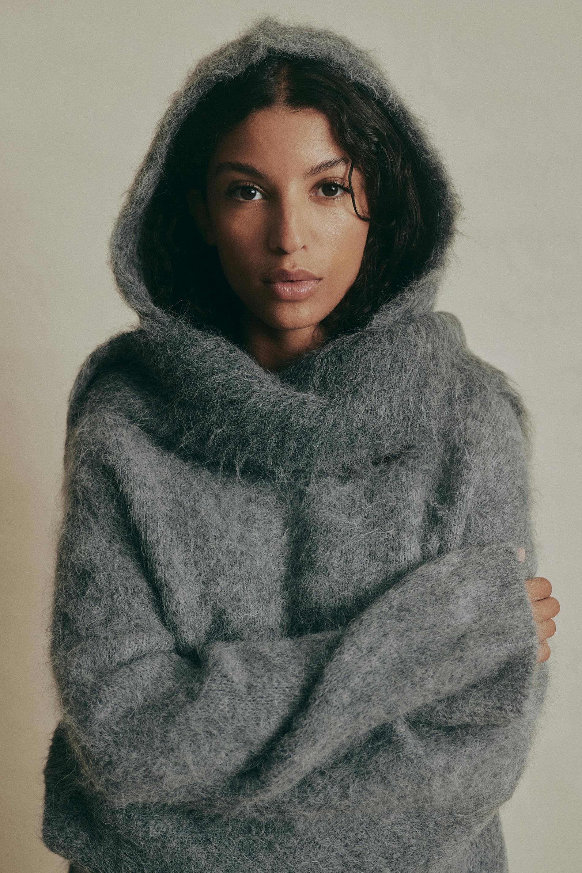 Läs mer om Gina Tricot - Premium alpaca bonnet - mössor - Grå - ONESIZE - Dam