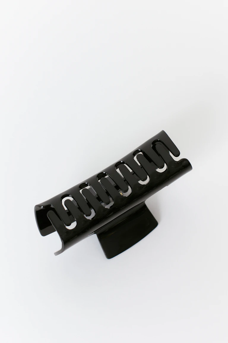 267139000