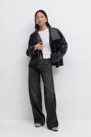 Low Wide Front Seam Jeans