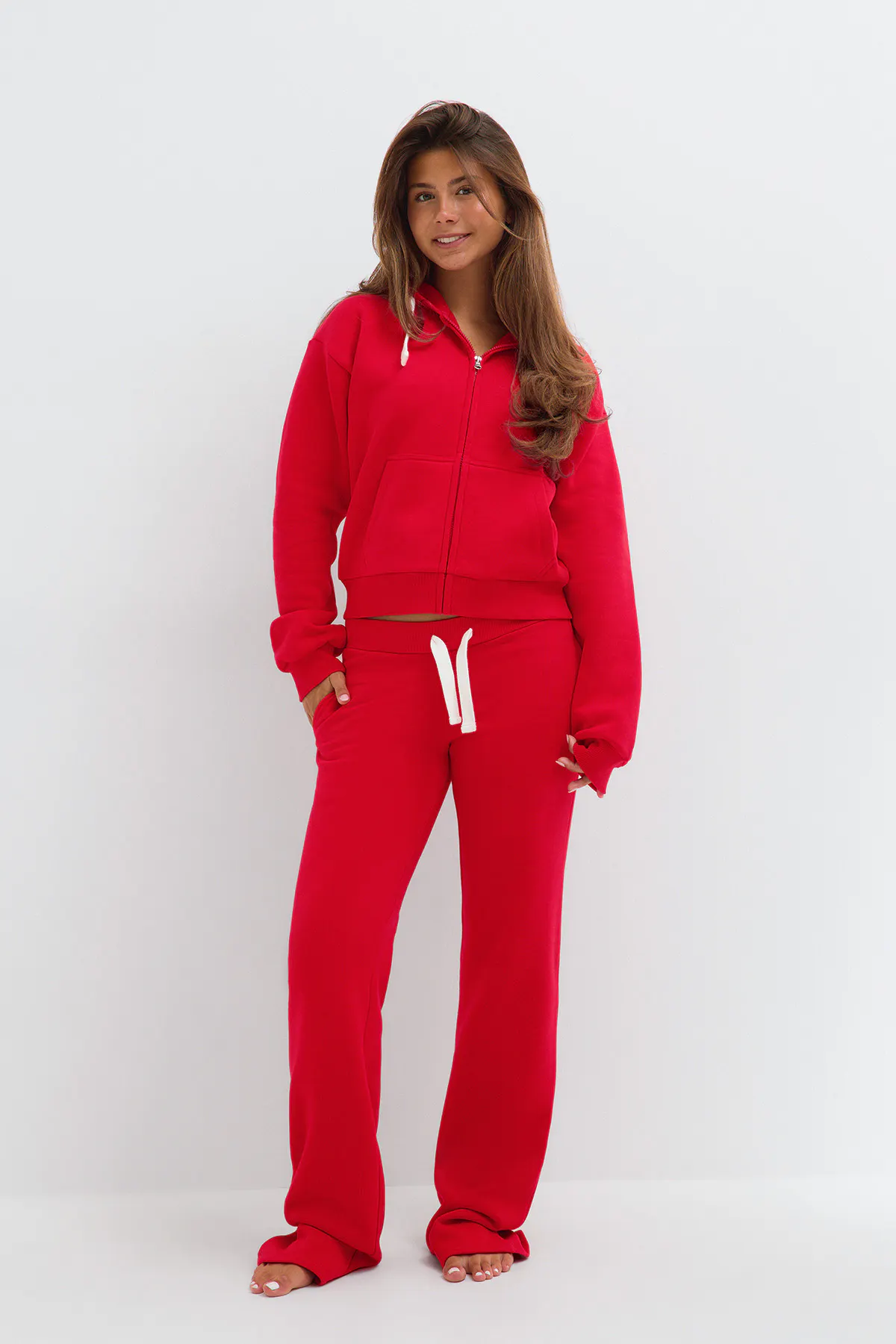 Low waist sweatpants — byxor med fickor från Gina Tricot