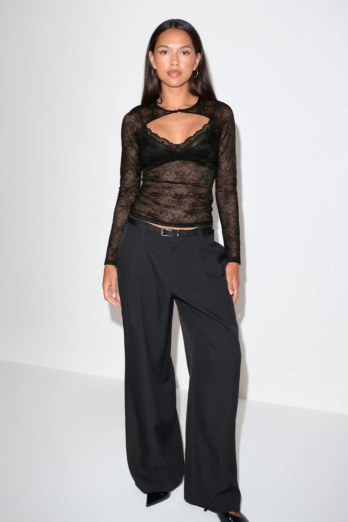 Lace top - Black - Women - Gina Tricot