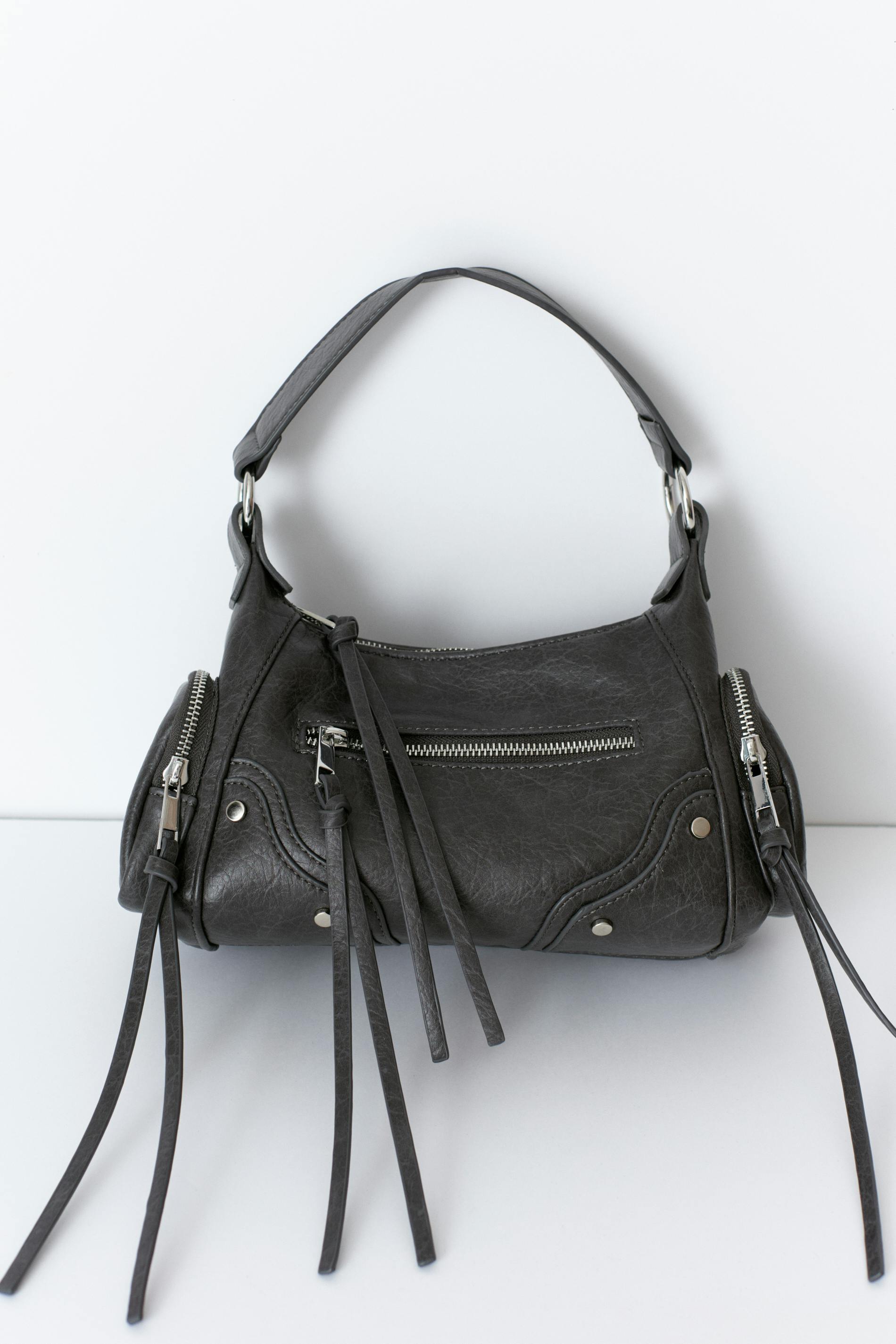 Gina Tricot - Pocket detail bag - Skuldertasker - Sort - ONESIZE - Dame