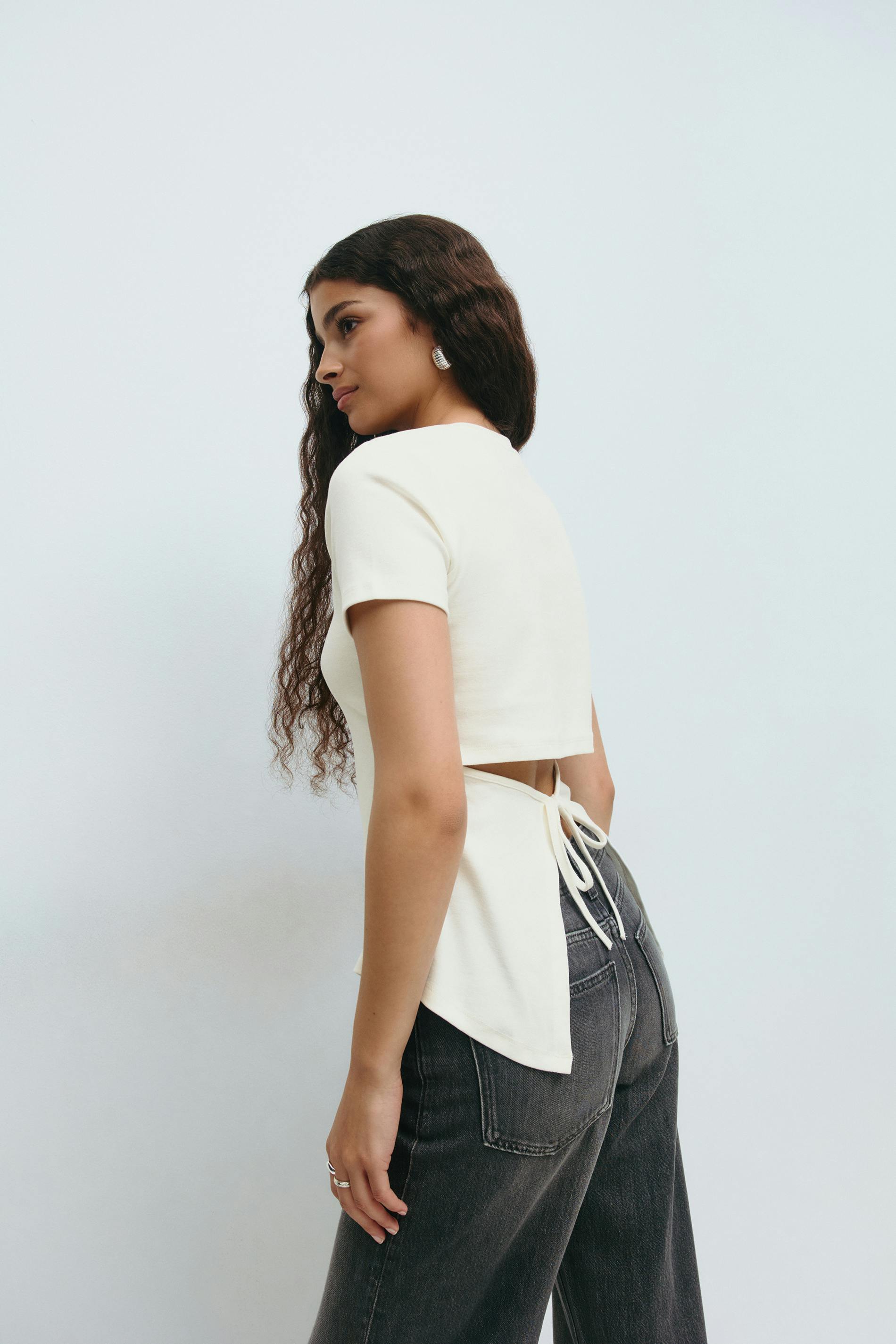 Gina Tricot - Tie back tee - Tops & blouses met strikjes - Wit - S - Dames