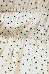 Cream dot