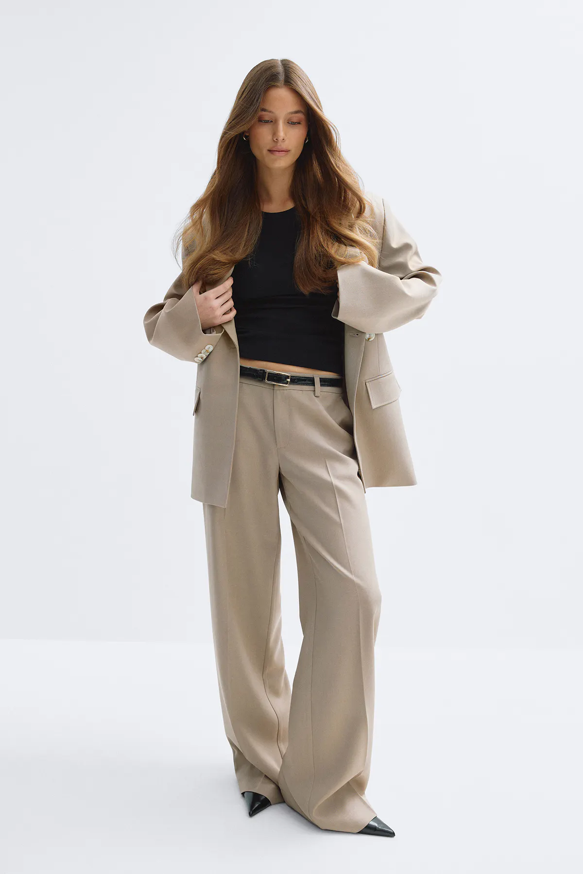 Gina Tricot - Low waist trousers - Rechte broeken - Beige - 38 - Dames