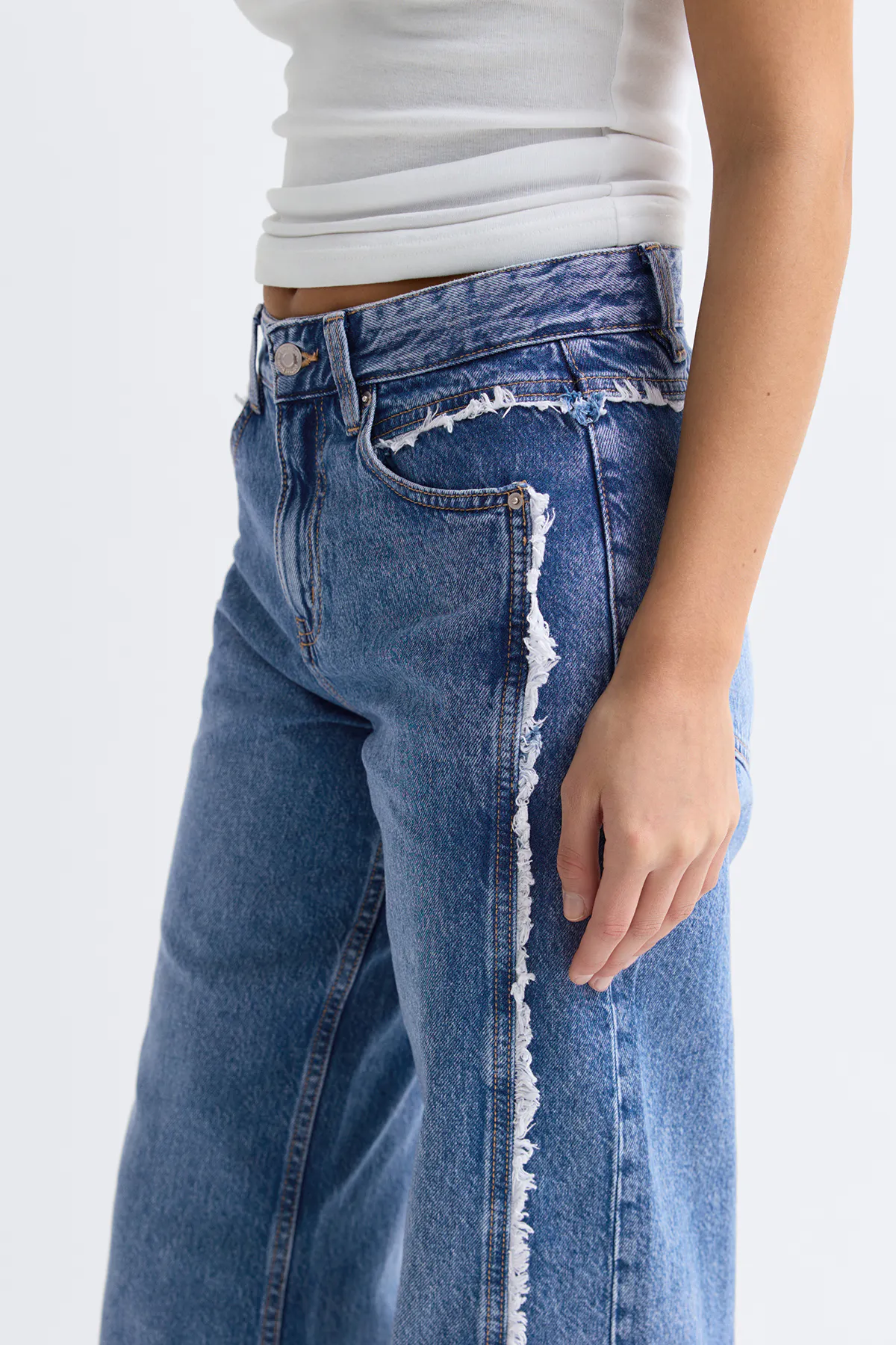 Gina Tricot - Fringe seam jeans - wide jeans - Blauw - 38 - Dames