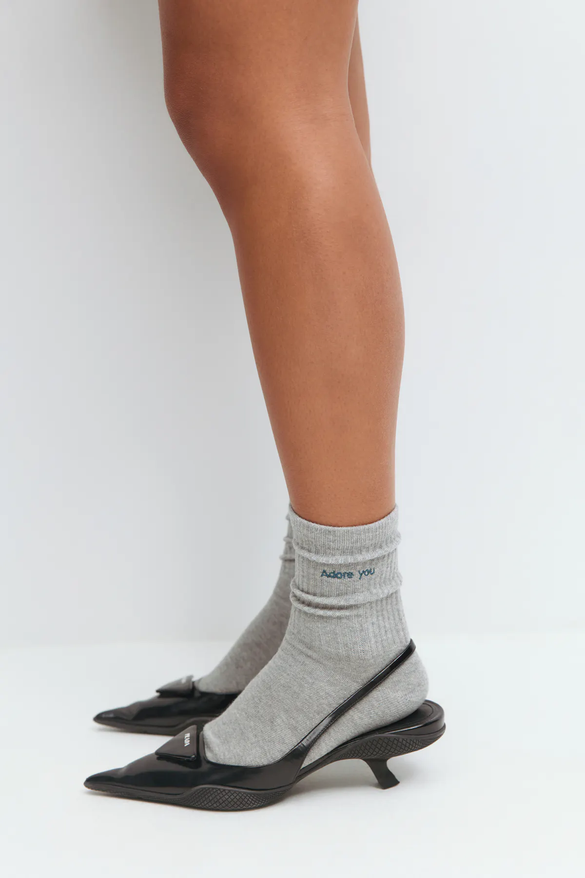 Gina Tricot - Embroidered socks - Undertøy - Grå - 39/41 - Dame