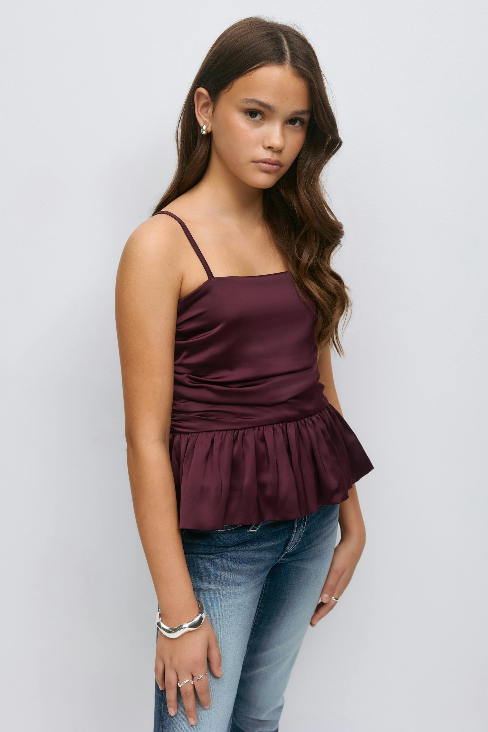 Gina Tricot - Y ruched satin top - tops - Rood - 164 - Meisje